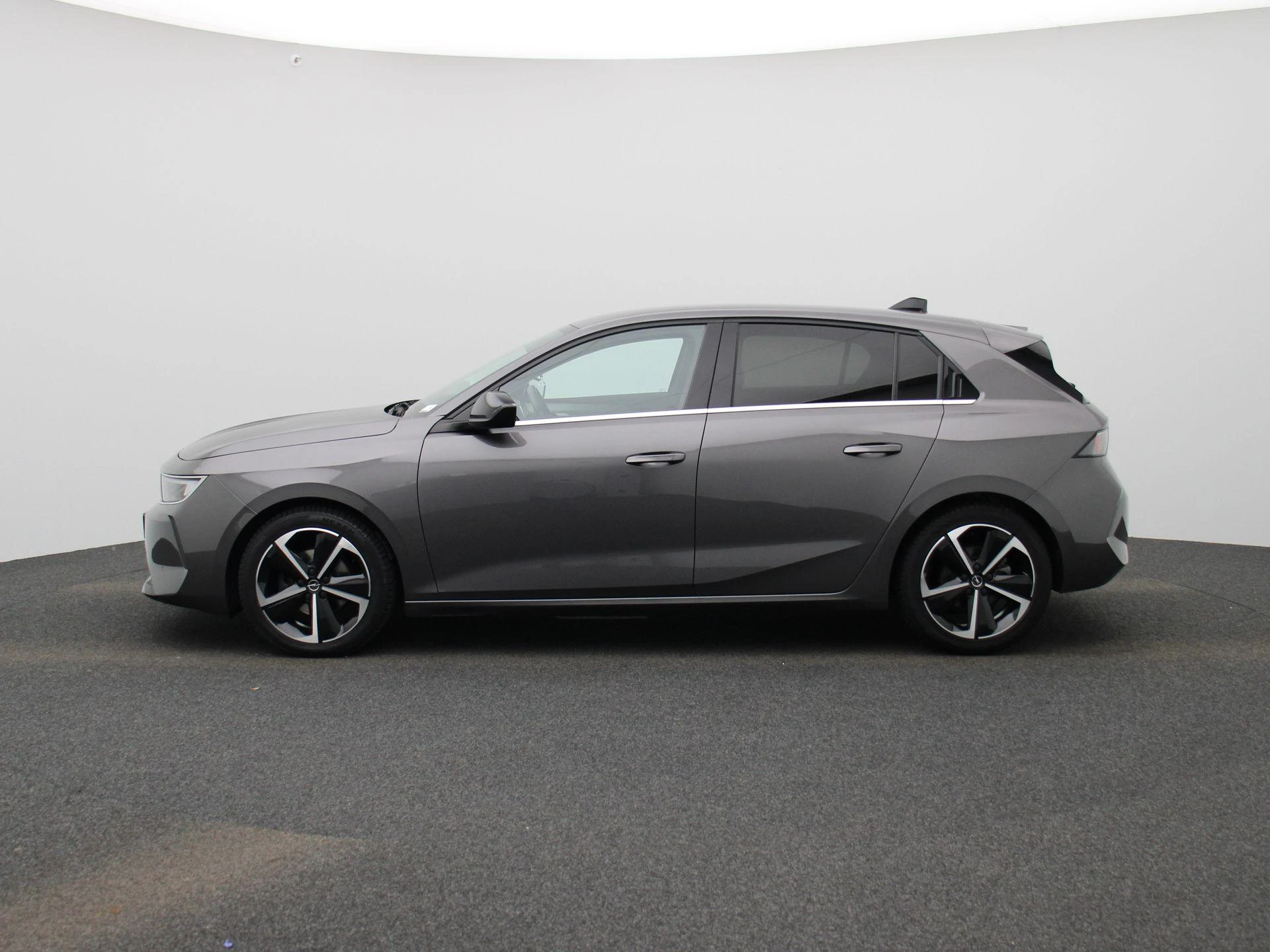 Opel-Astra-image-3