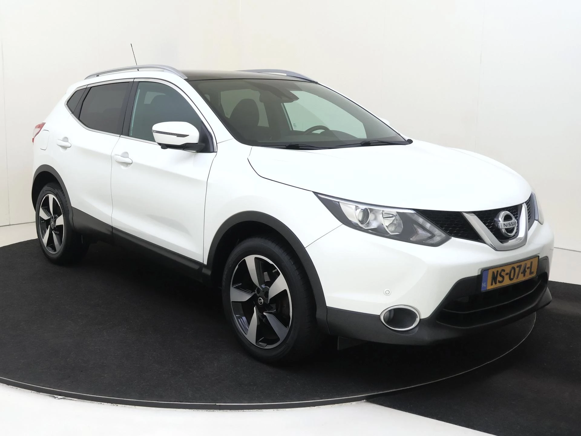 Nissan QASHQAI 1.2 N-Vision