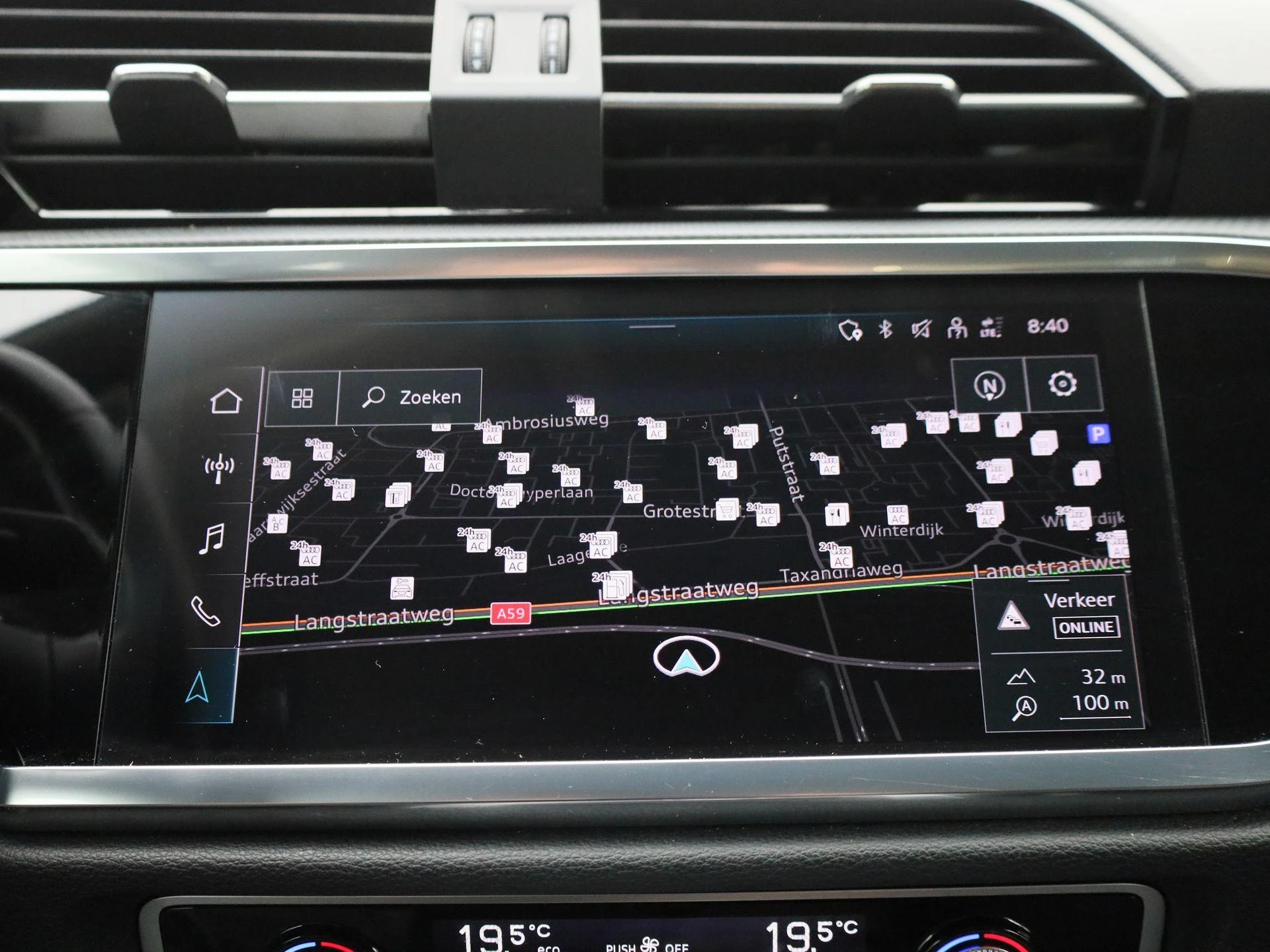 Audi-Q3-image-17