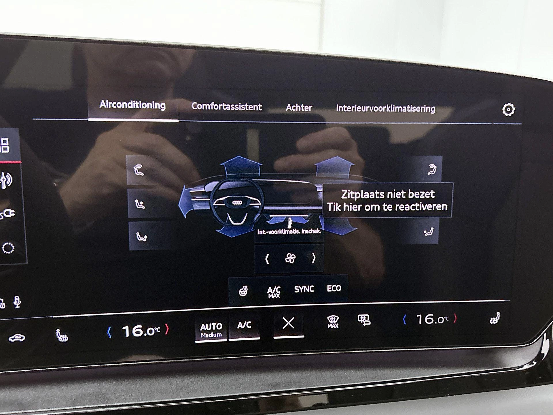 Audi-Q6 e-tron-image-21