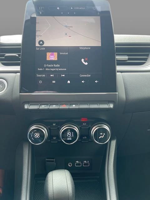 Renault Captur MHEV TCe 140 EDC Techno