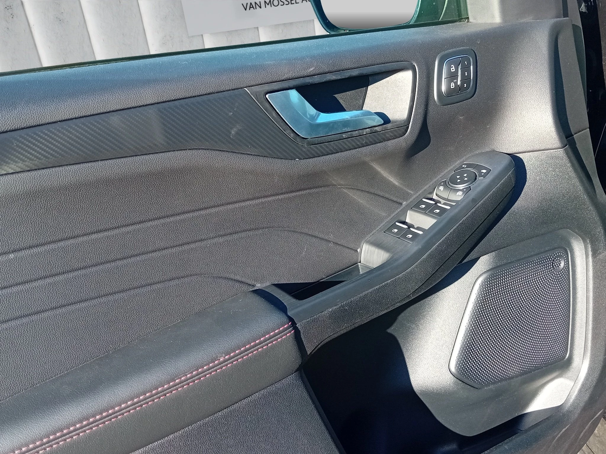 Ford-Kuga-image-16