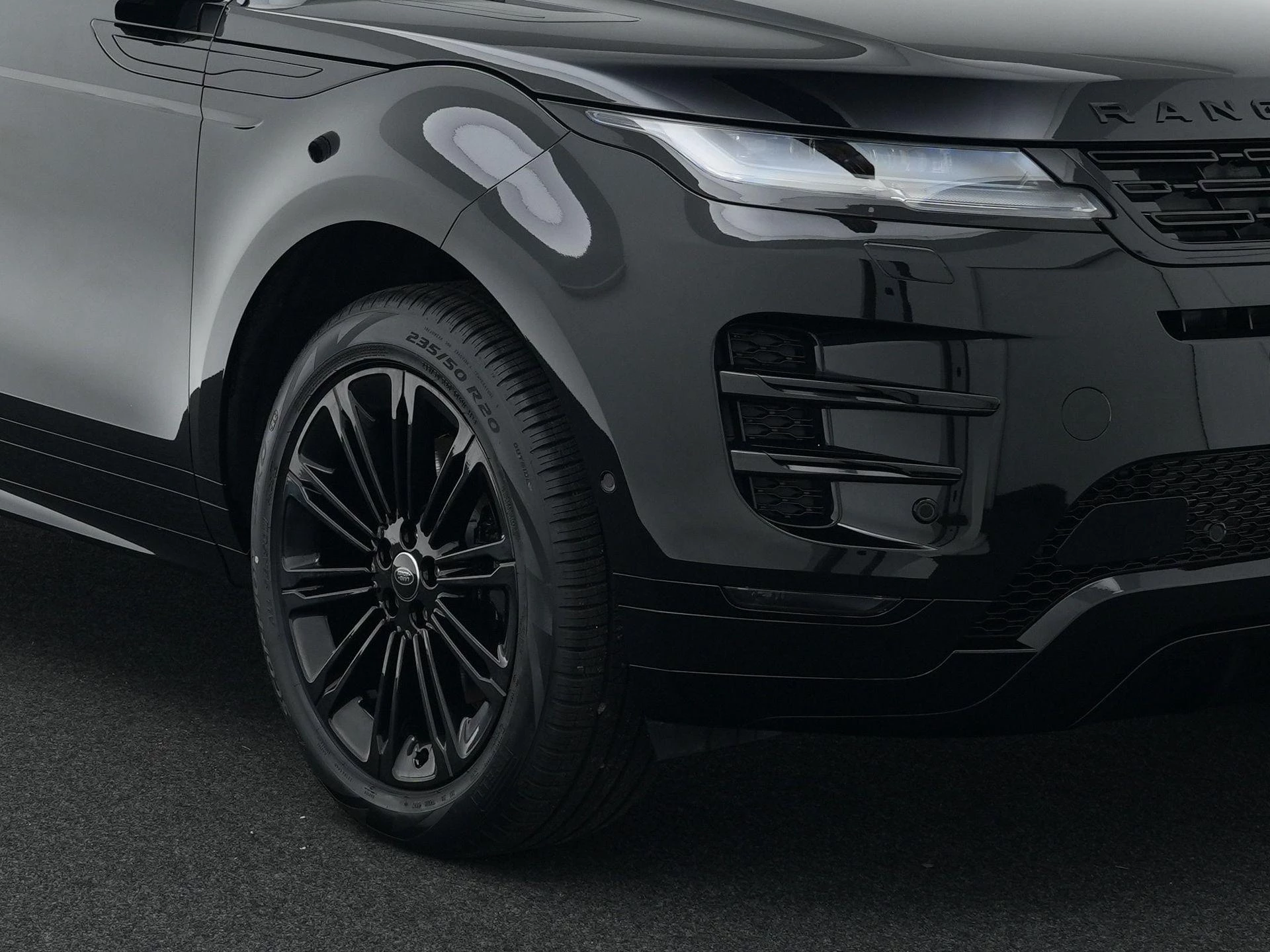Land Rover-Range Rover Evoque-image-10