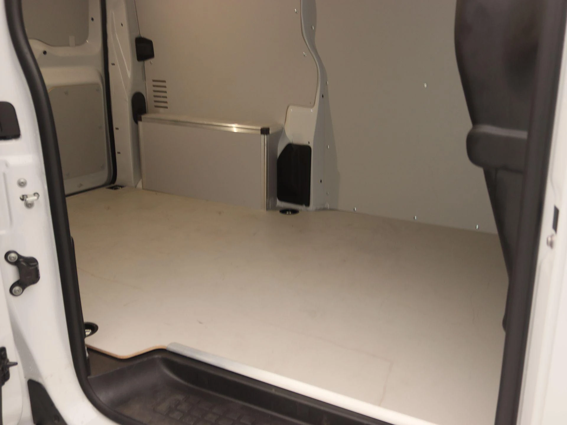 Fiat-E-Scudo-image-21