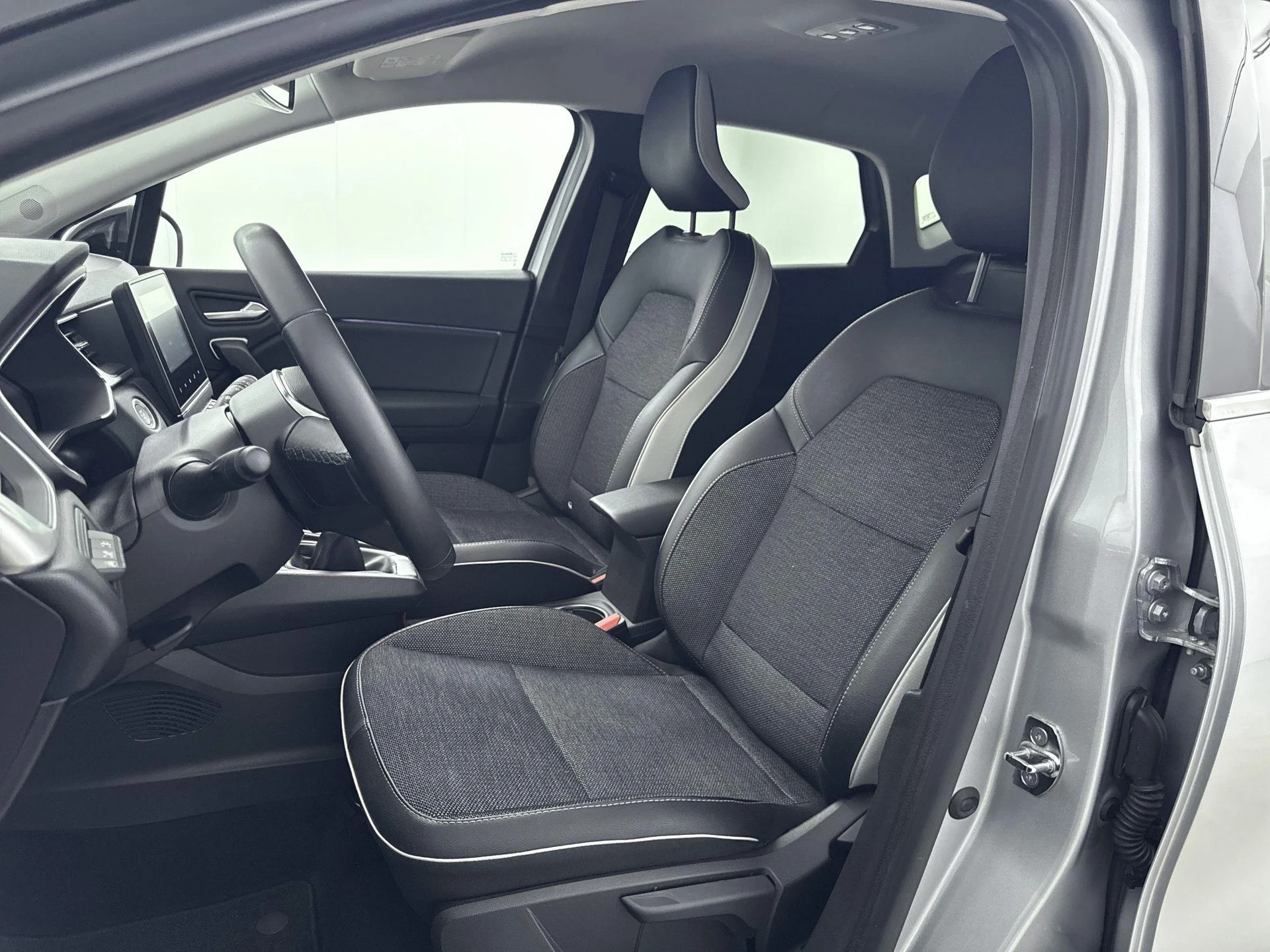 Renault-Captur-image-27