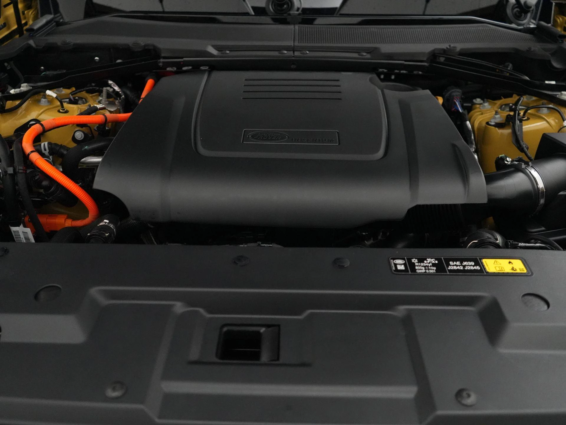 Land Rover-Defender-image-47