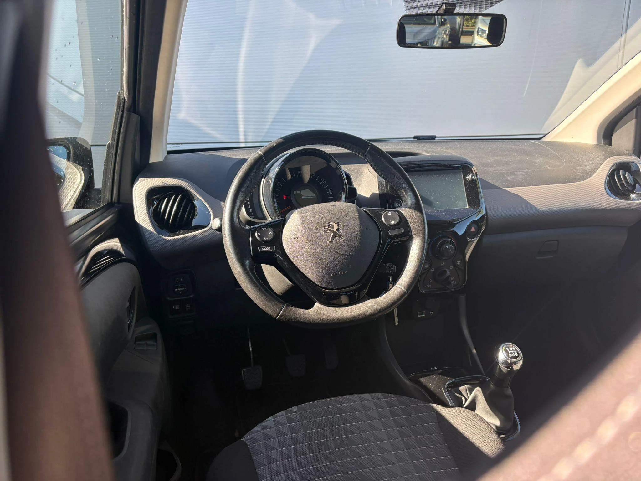 Peugeot-108-image-9