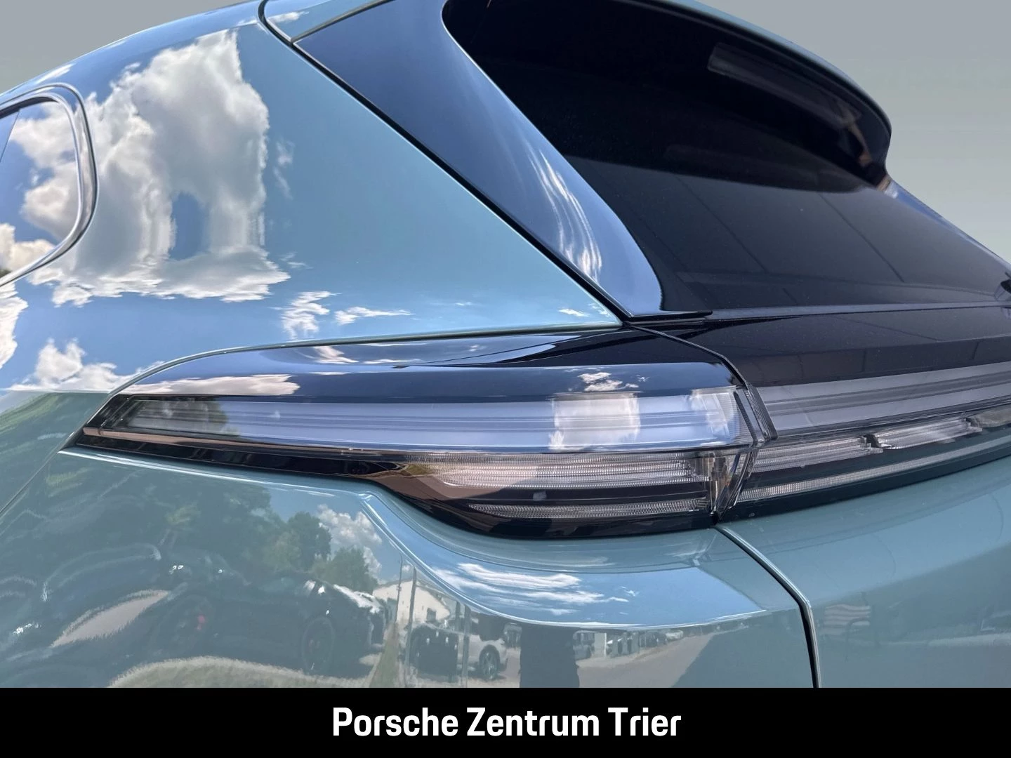 Porsche Cayenne Electric HA-Lenkung Head-Up BOSE 21-Zoll -