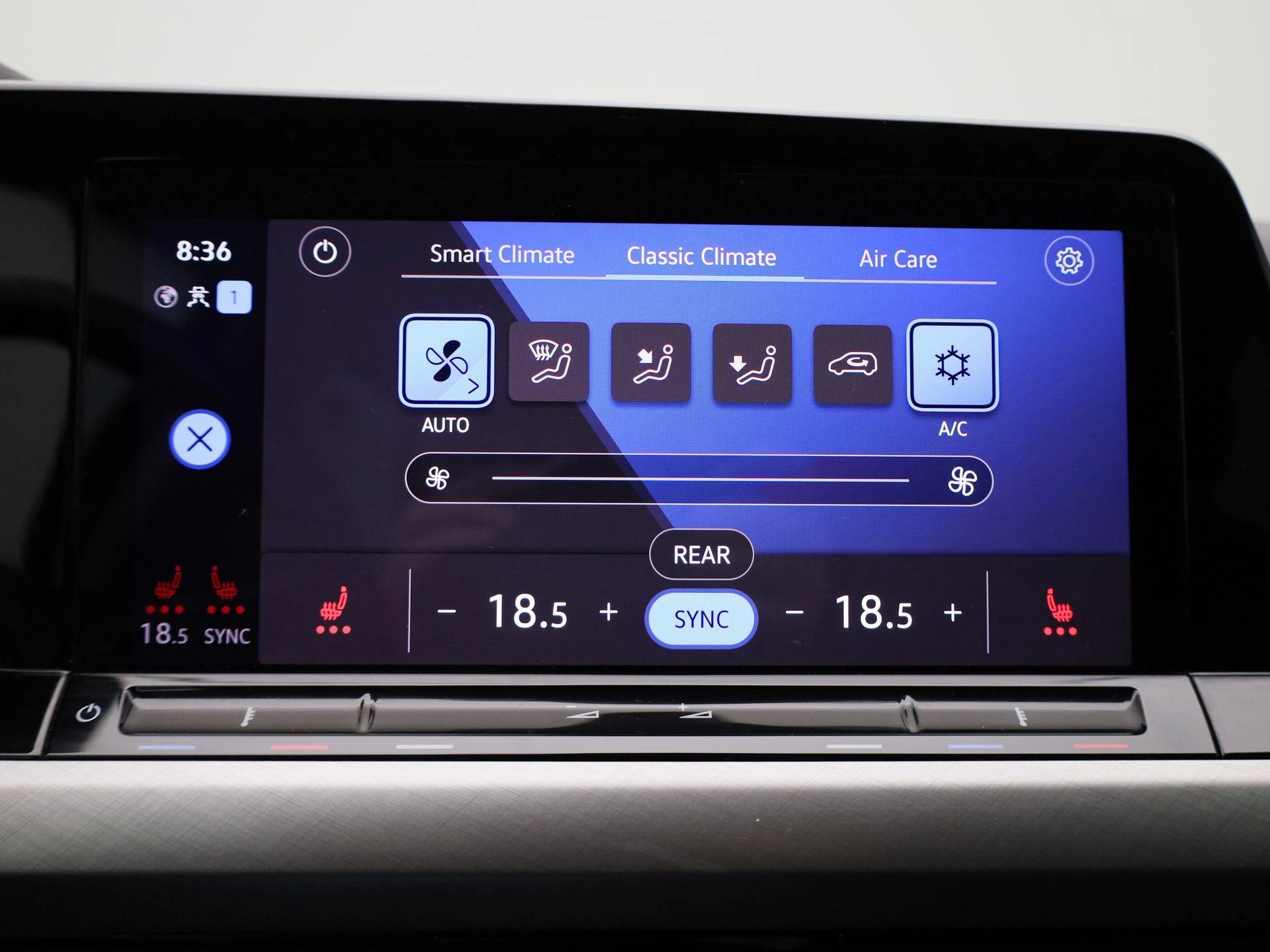 Volkswagen-Golf-image-17