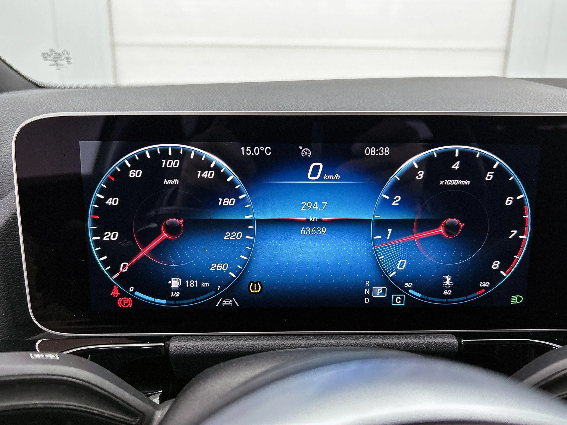 Mercedes-Benz-B-Klasse-image-15