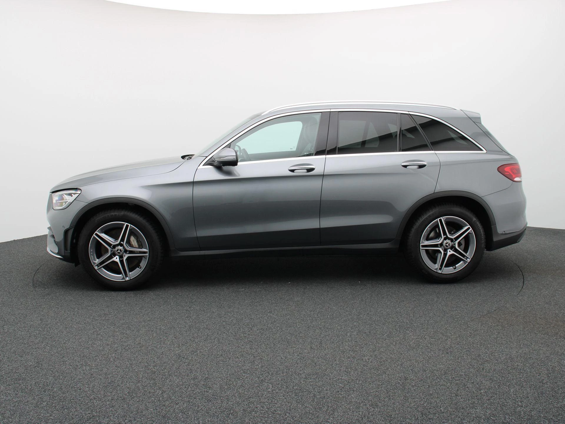 Mercedes-Benz-GLC-image-3