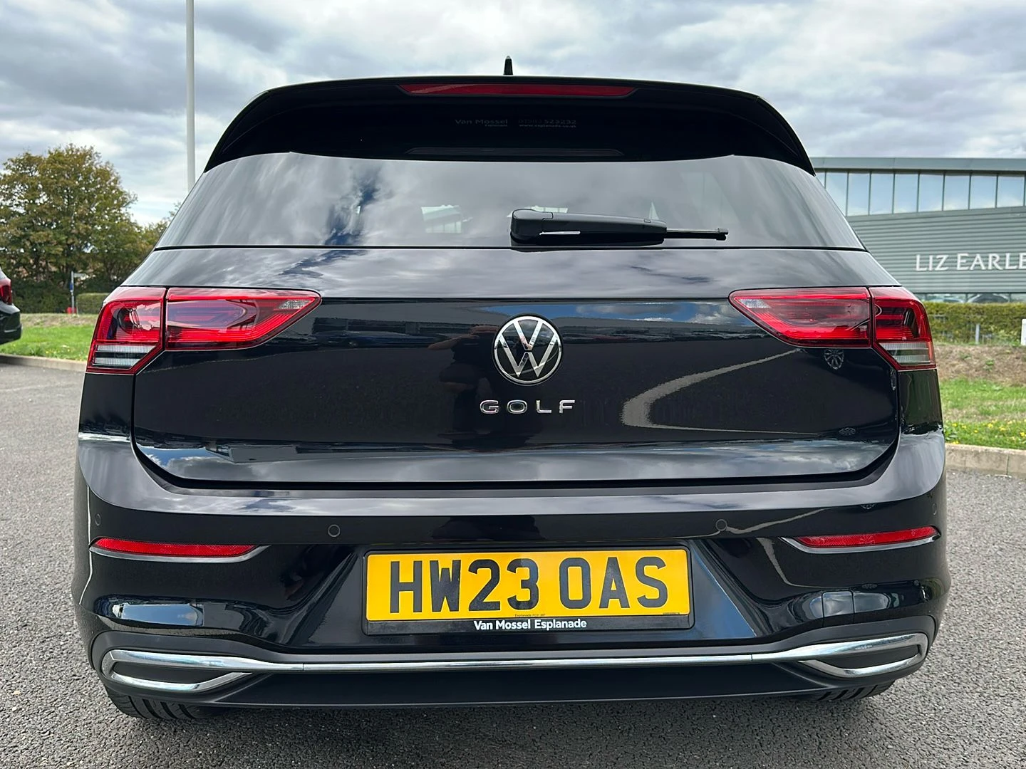 Volkswagen-Golf-image-5