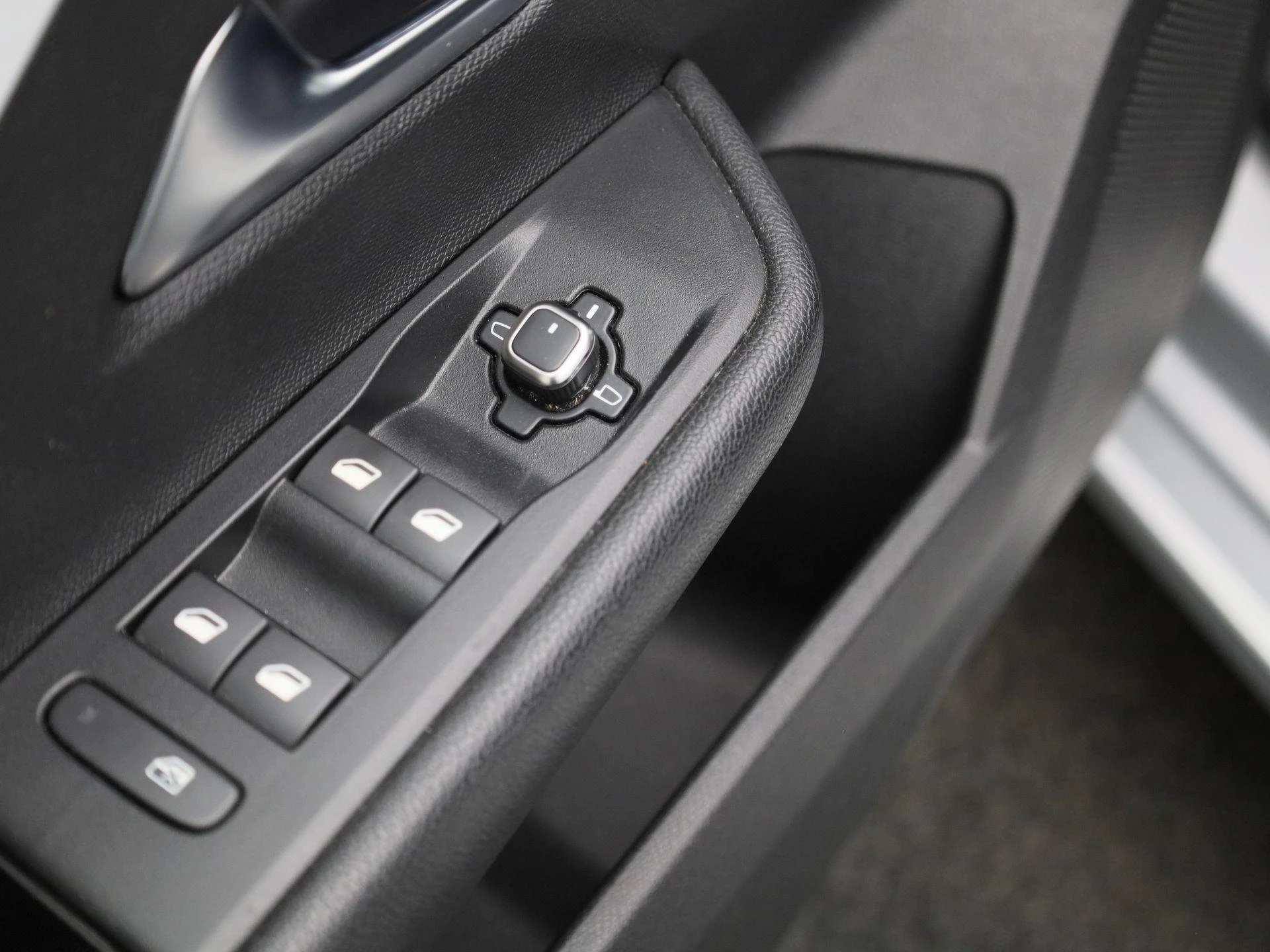 Opel-Astra-image-26