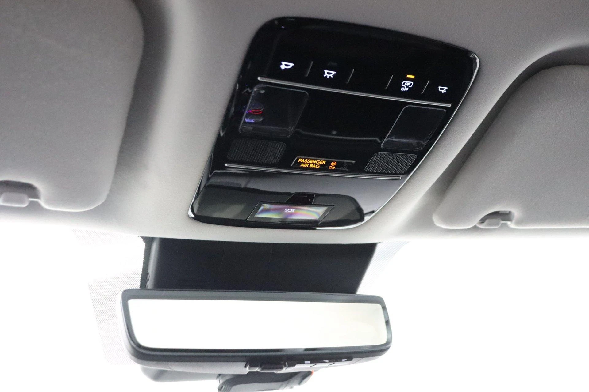Hyundai-Santa Fe-image-30