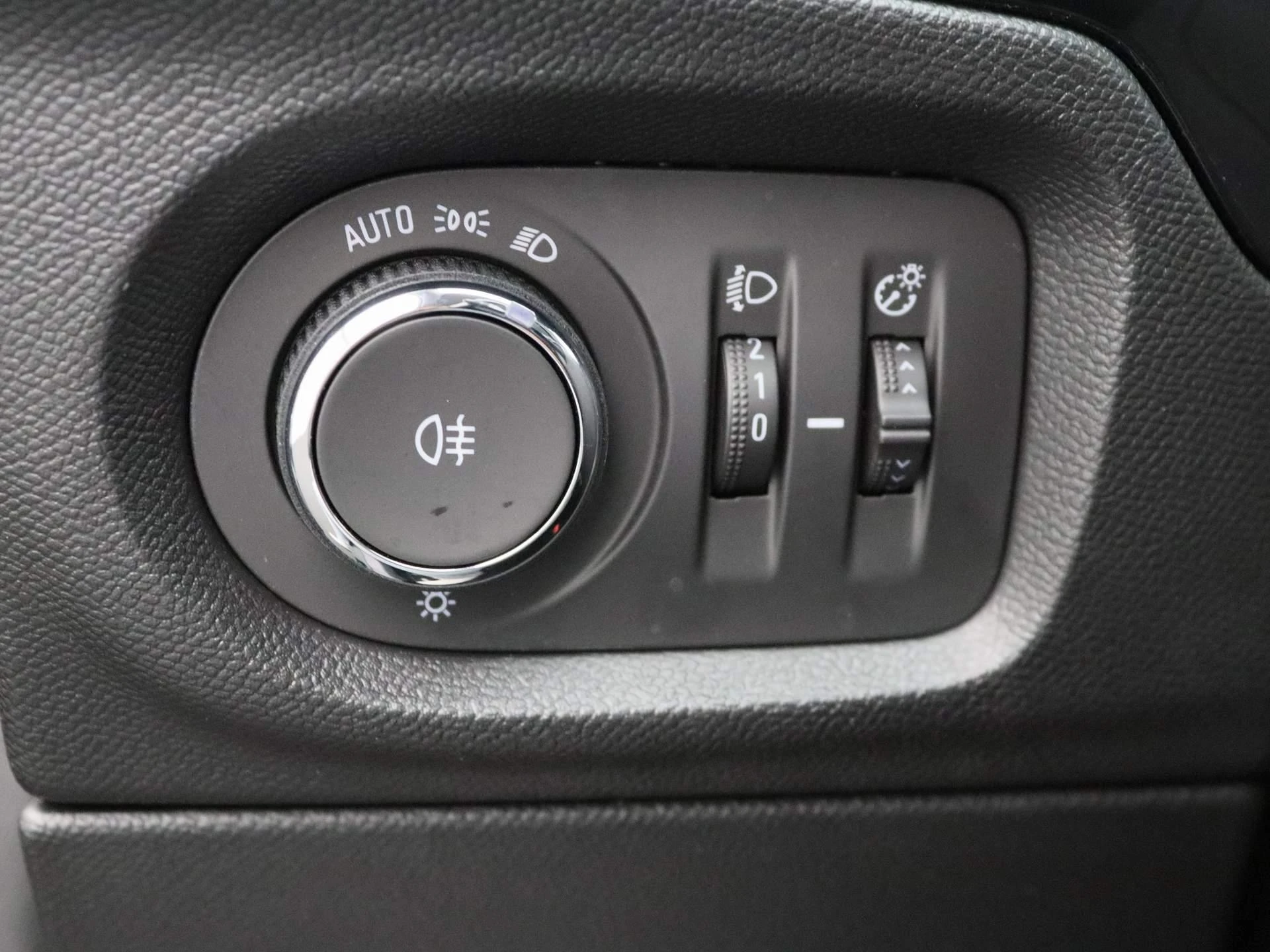 Opel-Corsa-image-17