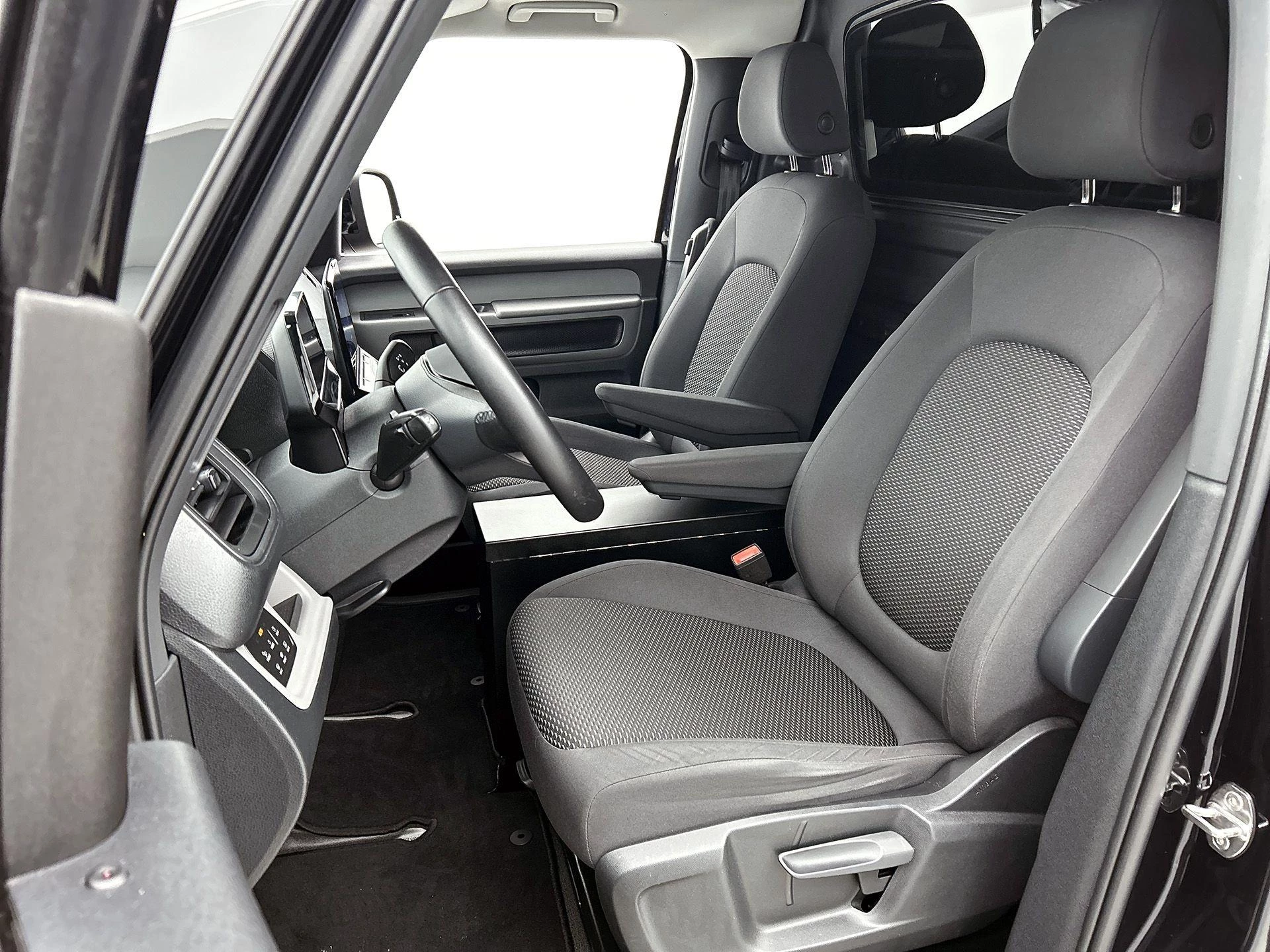 Volkswagen-ID. Buzz Cargo-image-36