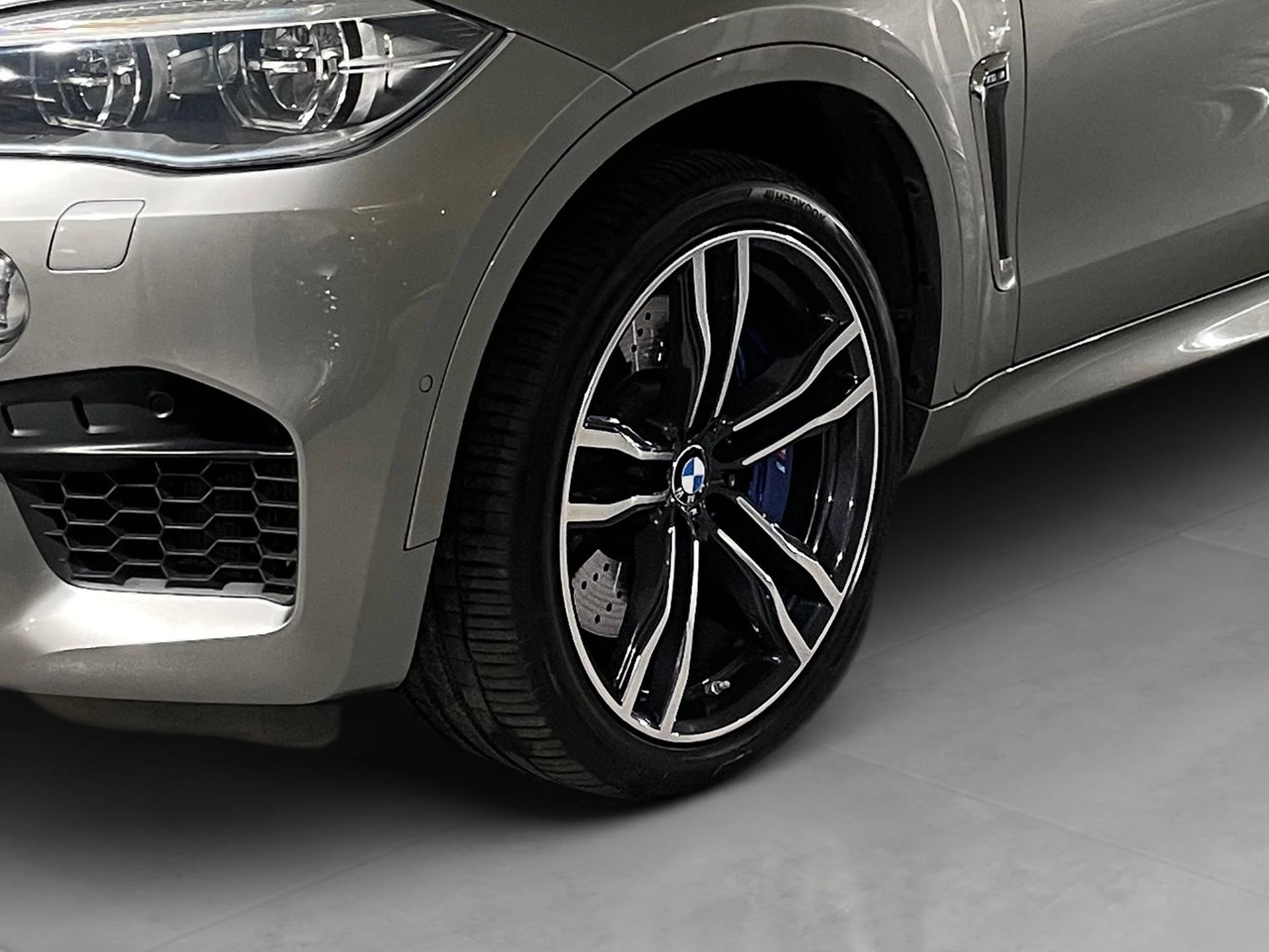 BMW-X6-image-23