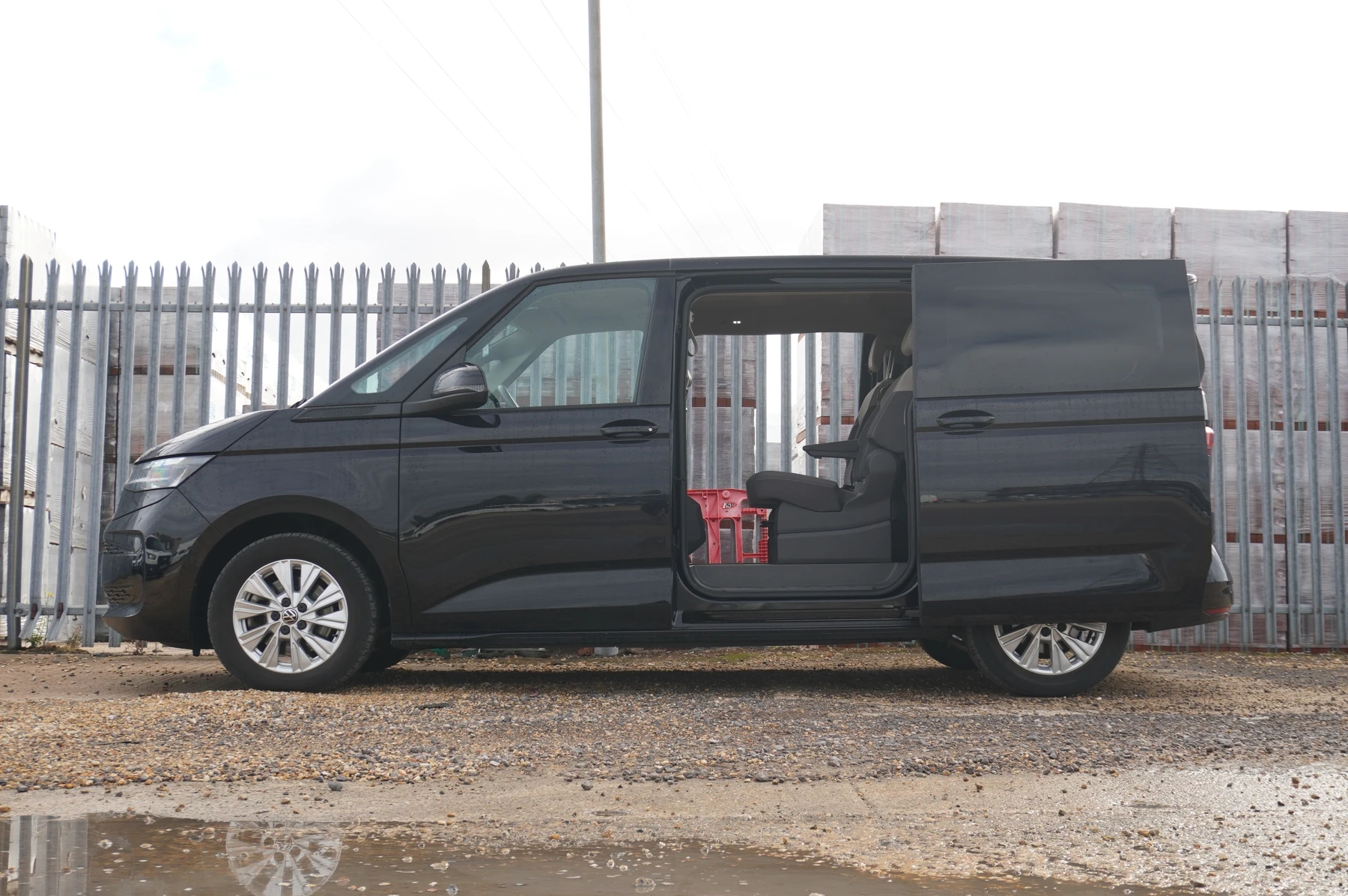 Volkswagen-Multivan-image-26