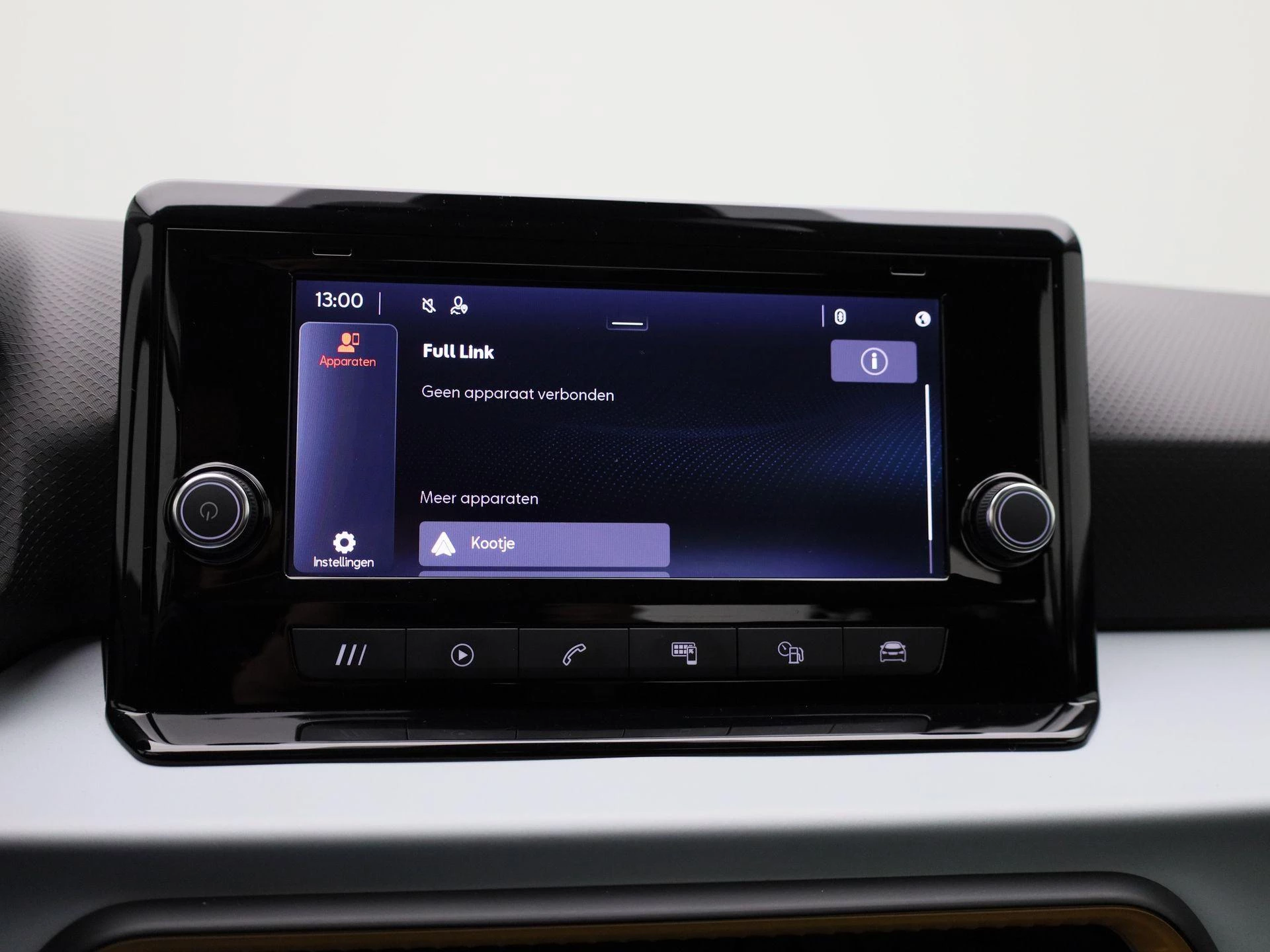 SEAT-Arona-image-21