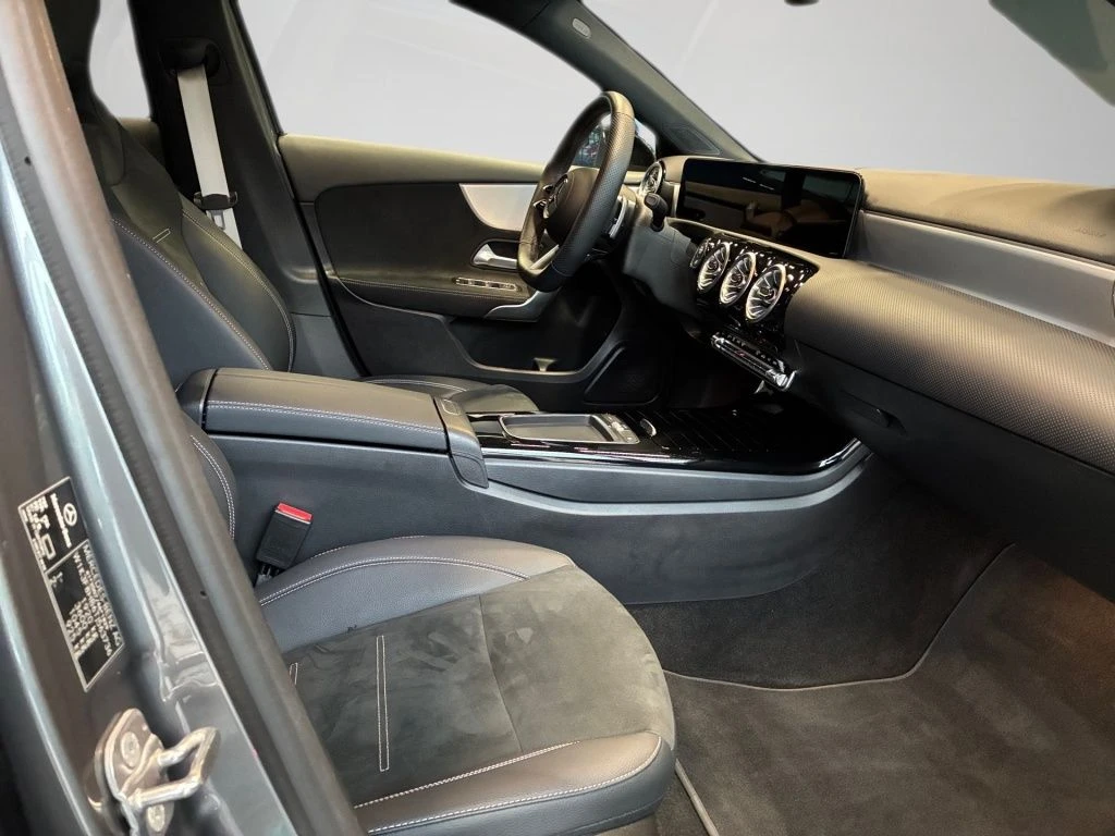 Mercedes-Benz-A-Klasse 200-image-15
