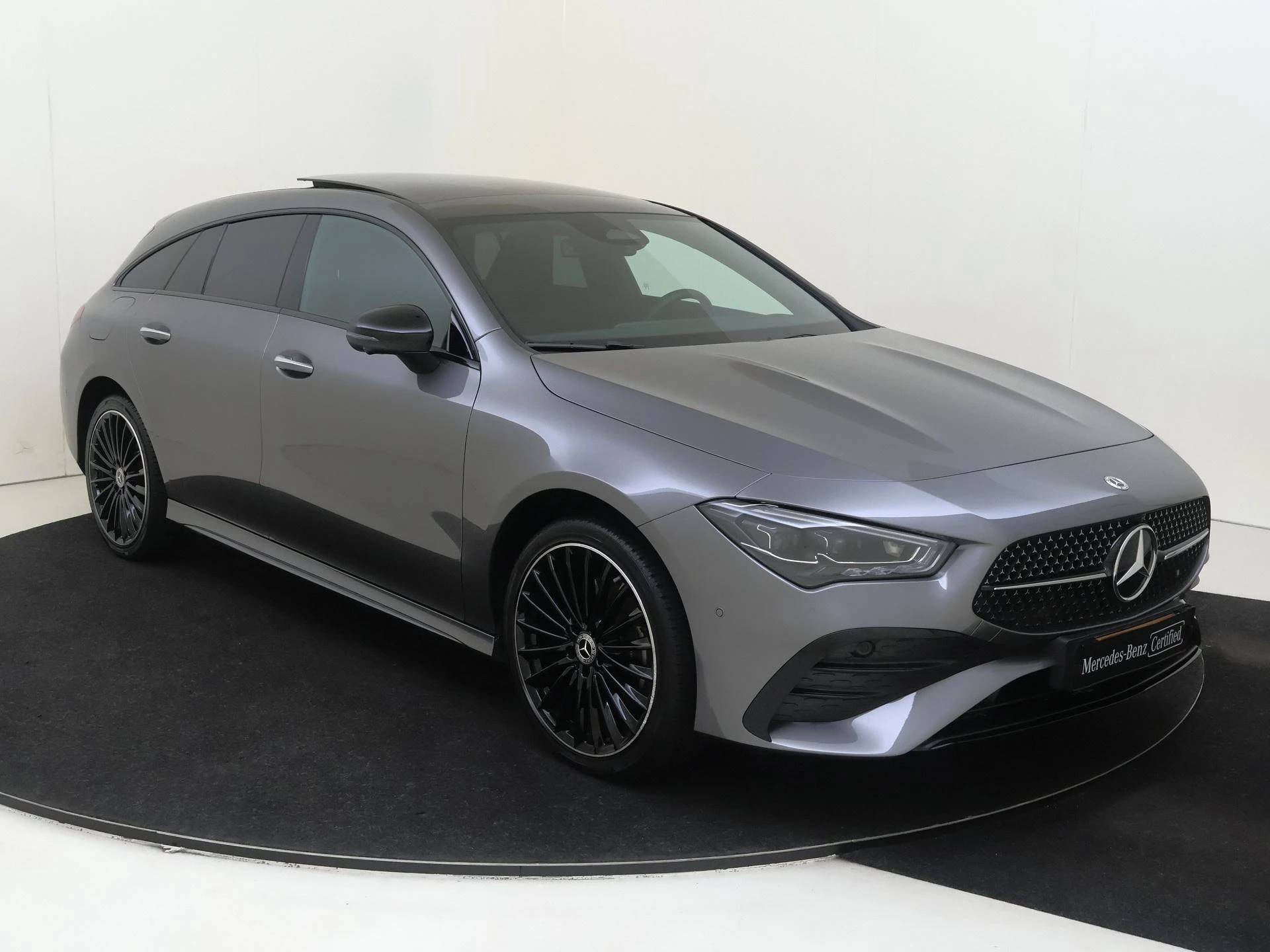 Mercedes-Benz-CLA-image-1