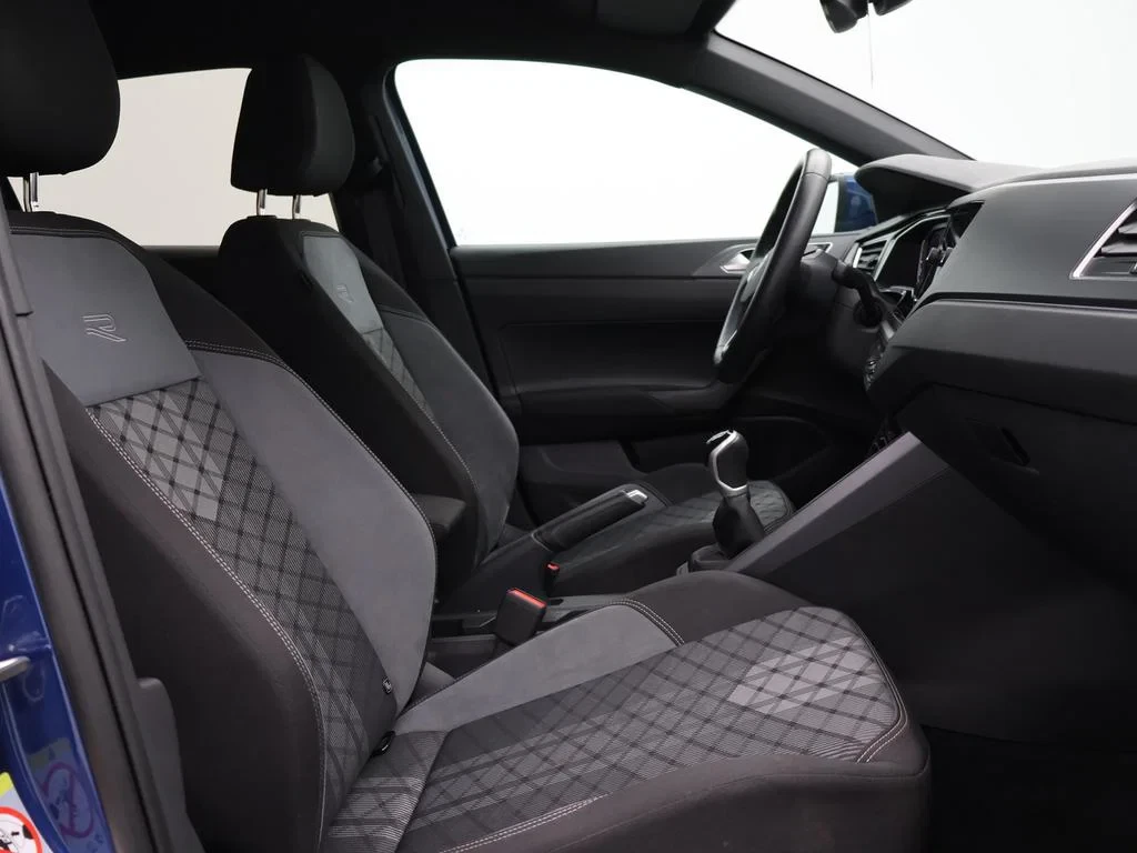 Volkswagen-Taigo-image-9
