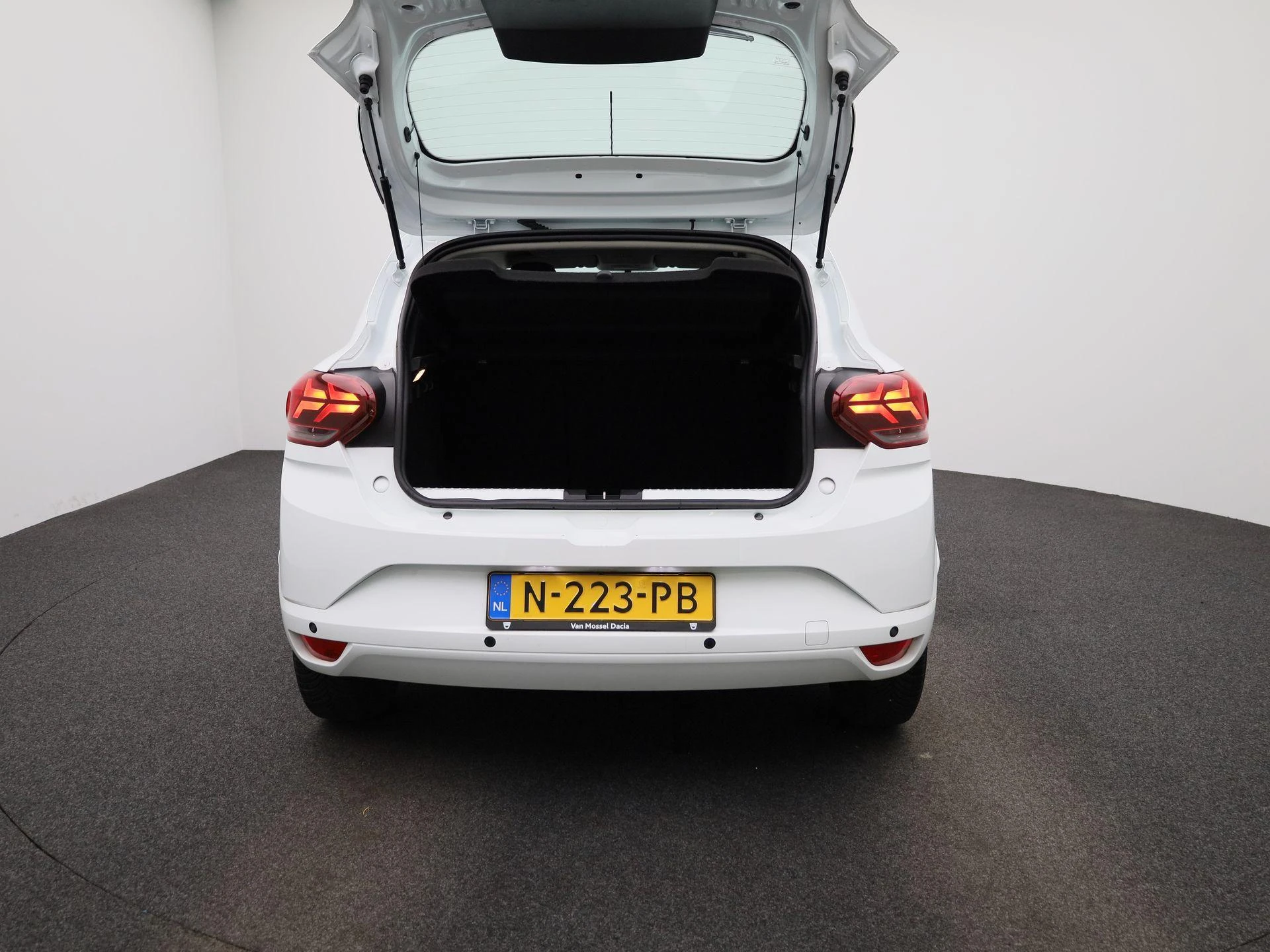 Dacia-Sandero-image-10