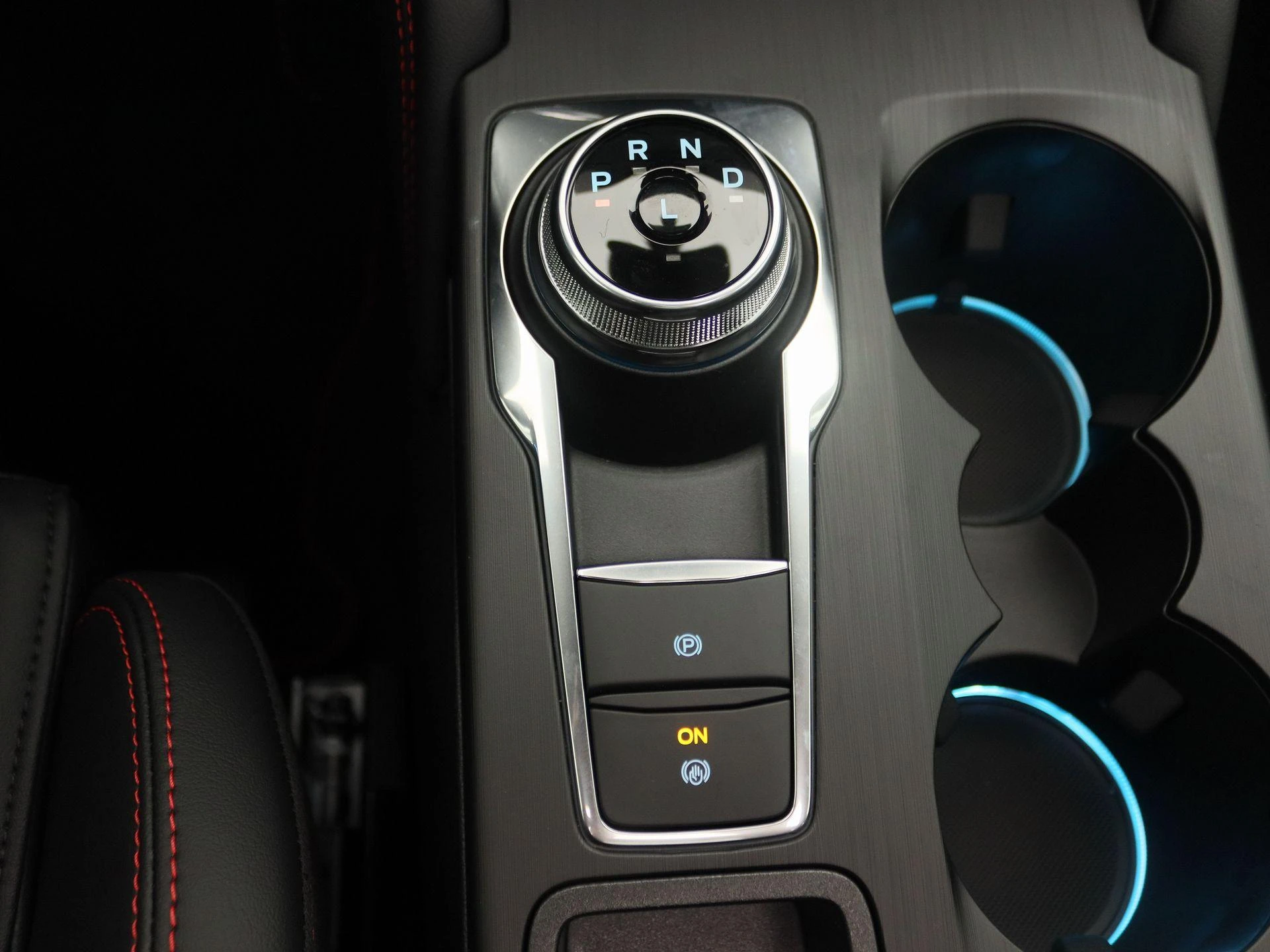 Ford-Kuga-image-10