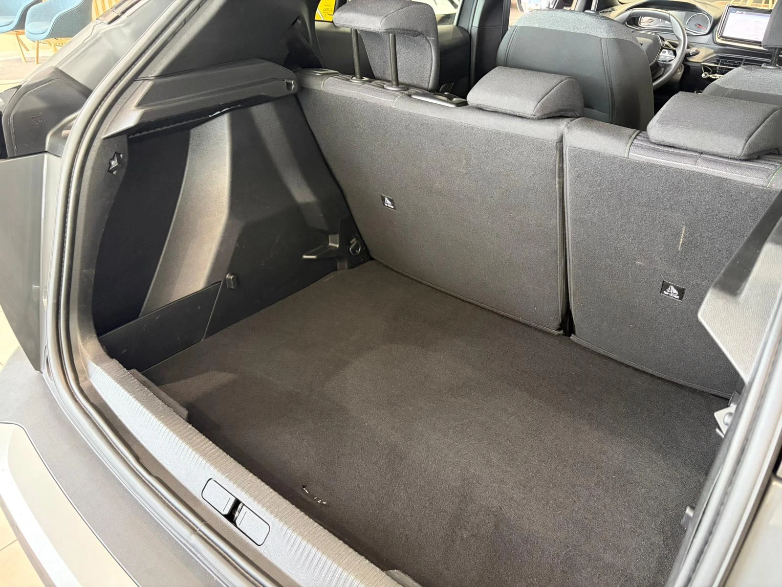 Peugeot-2008-image-32