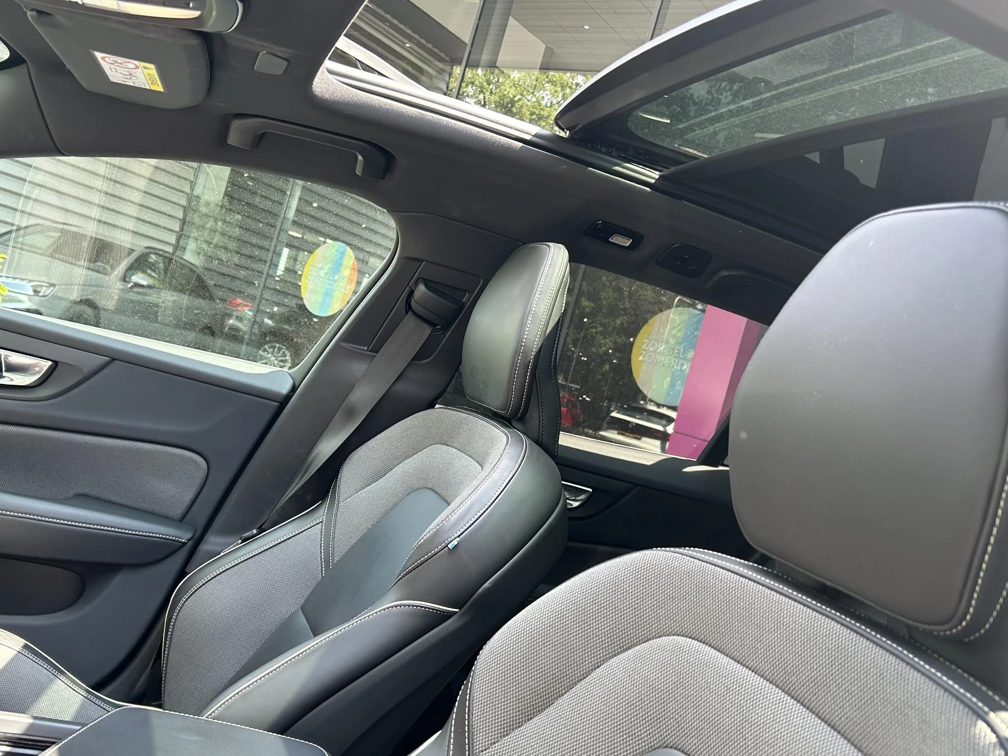Volvo V60 2.0 B4 Ultimate Dark
