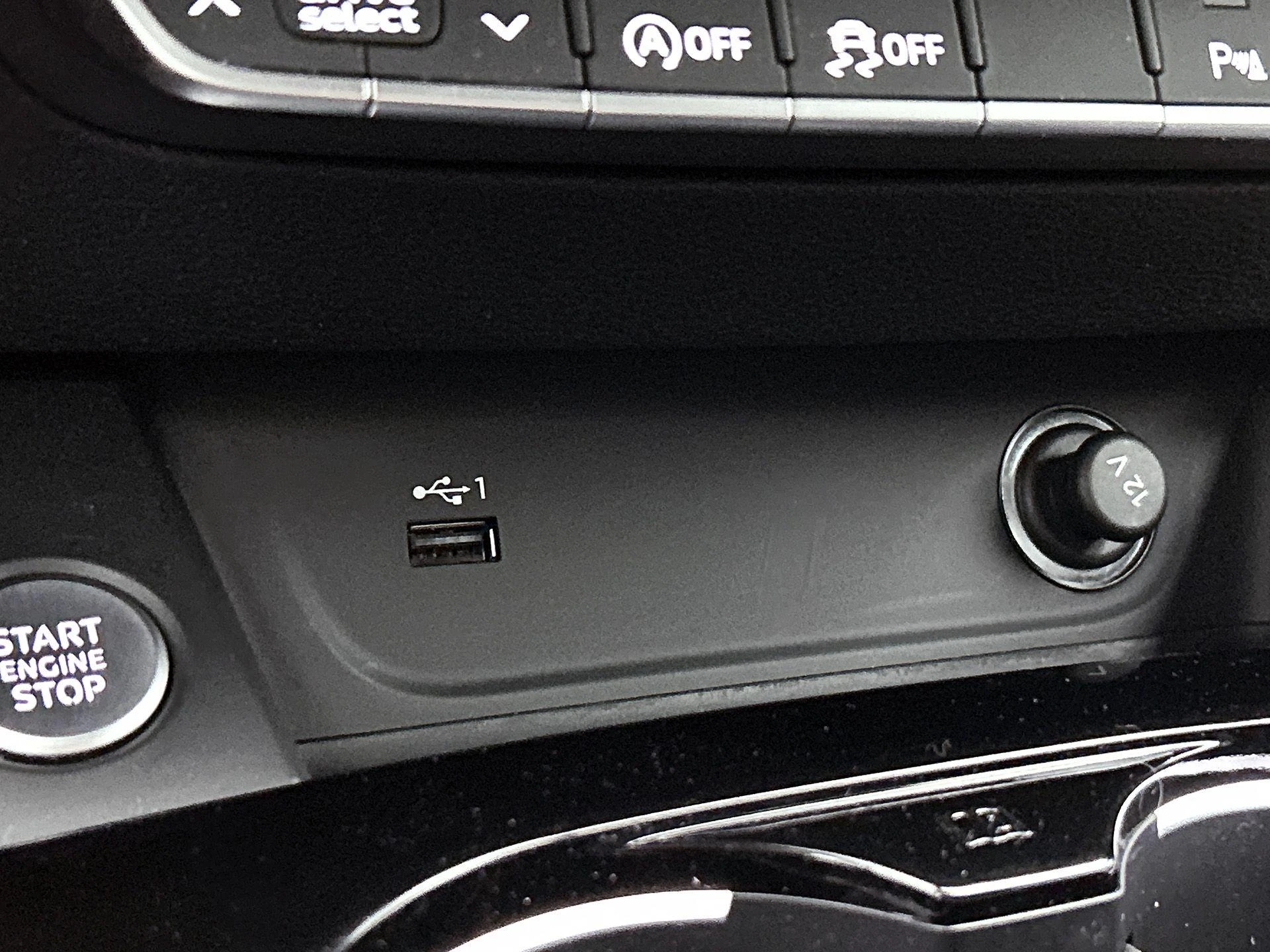 Audi A4 Avant 40 TFSI quattro S edition Competition