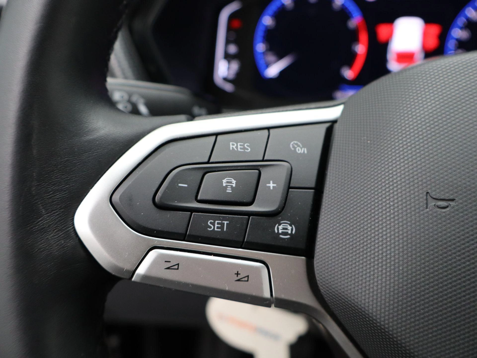 Volkswagen-T-Cross-image-22