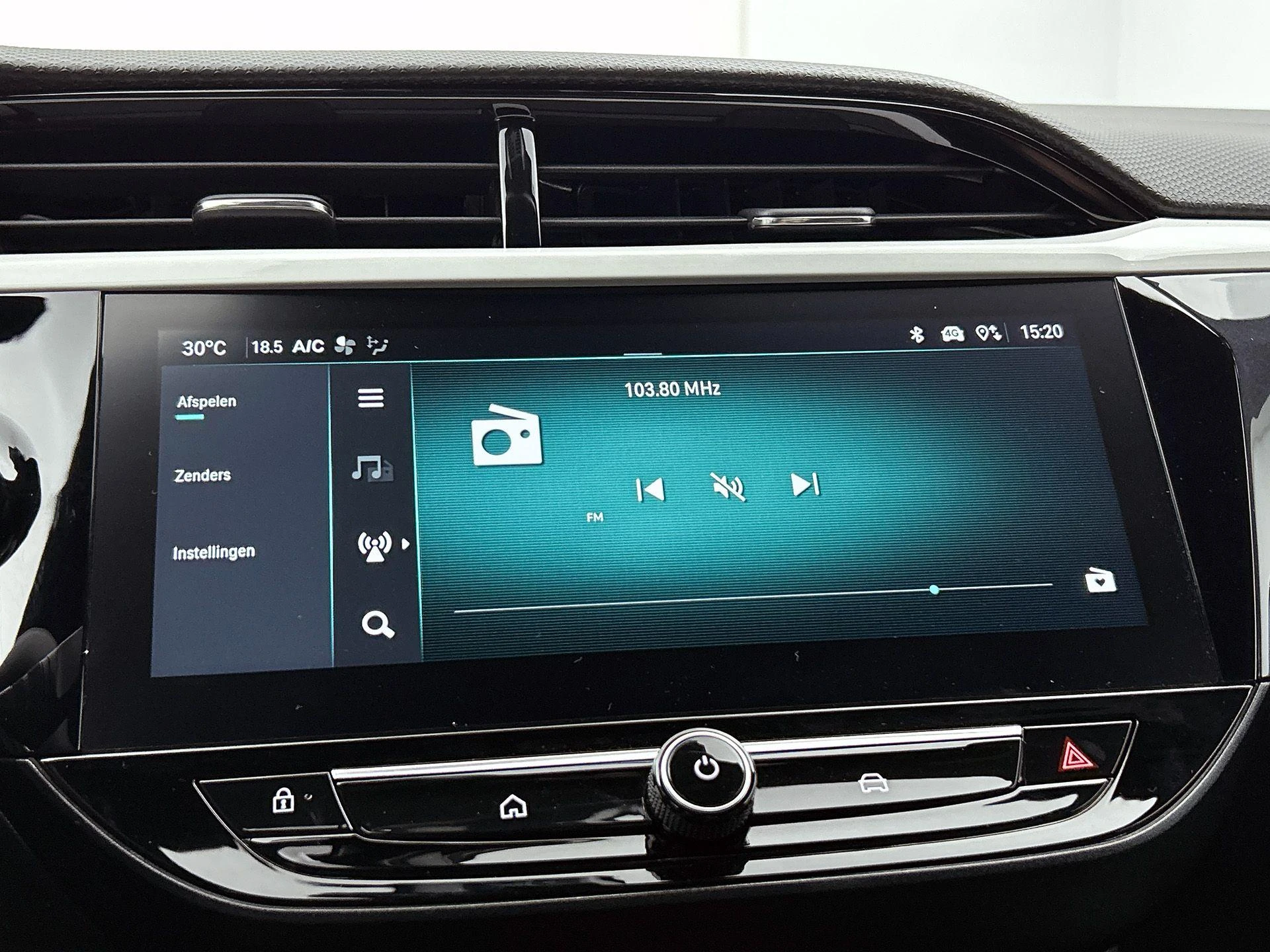 Opel-Corsa-image-6