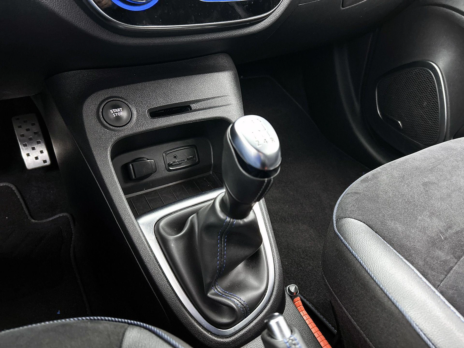 Renault-Captur-image-28