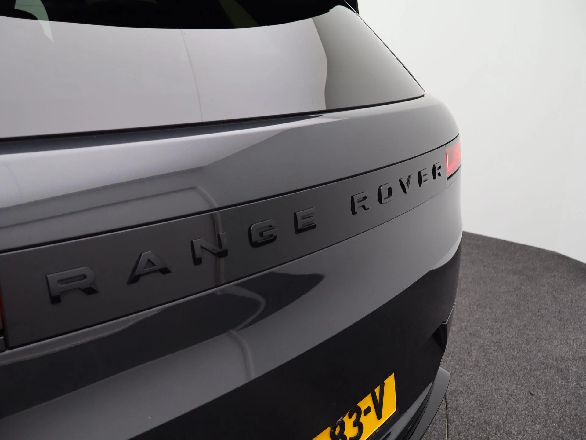 Land Rover-Range Rover Sport-image-46