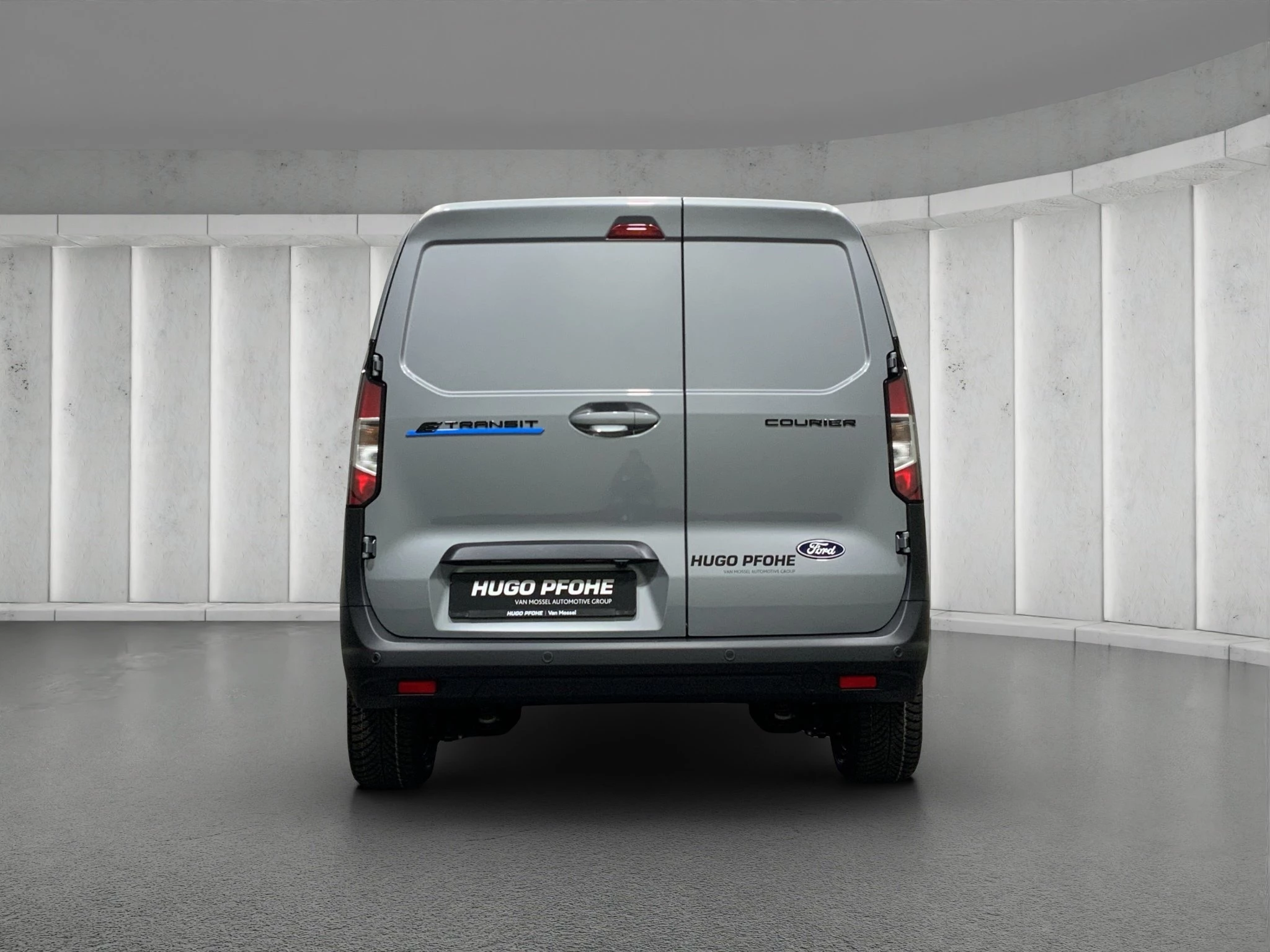 Ford Transit Courier Limited Elektromotor Lieferwagen *Lieferung ab Oktober 2026*