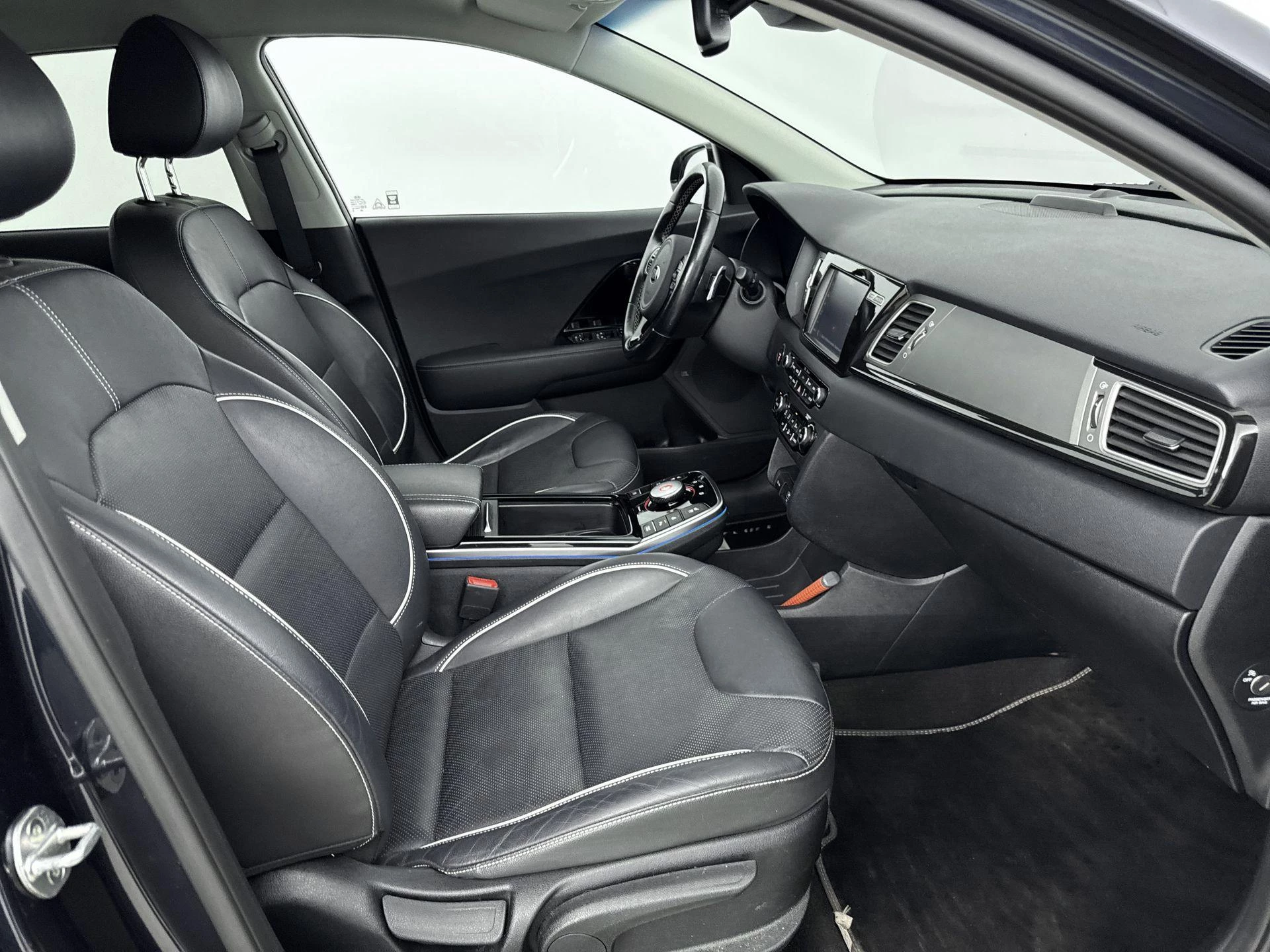 Kia-e-Niro-image-28