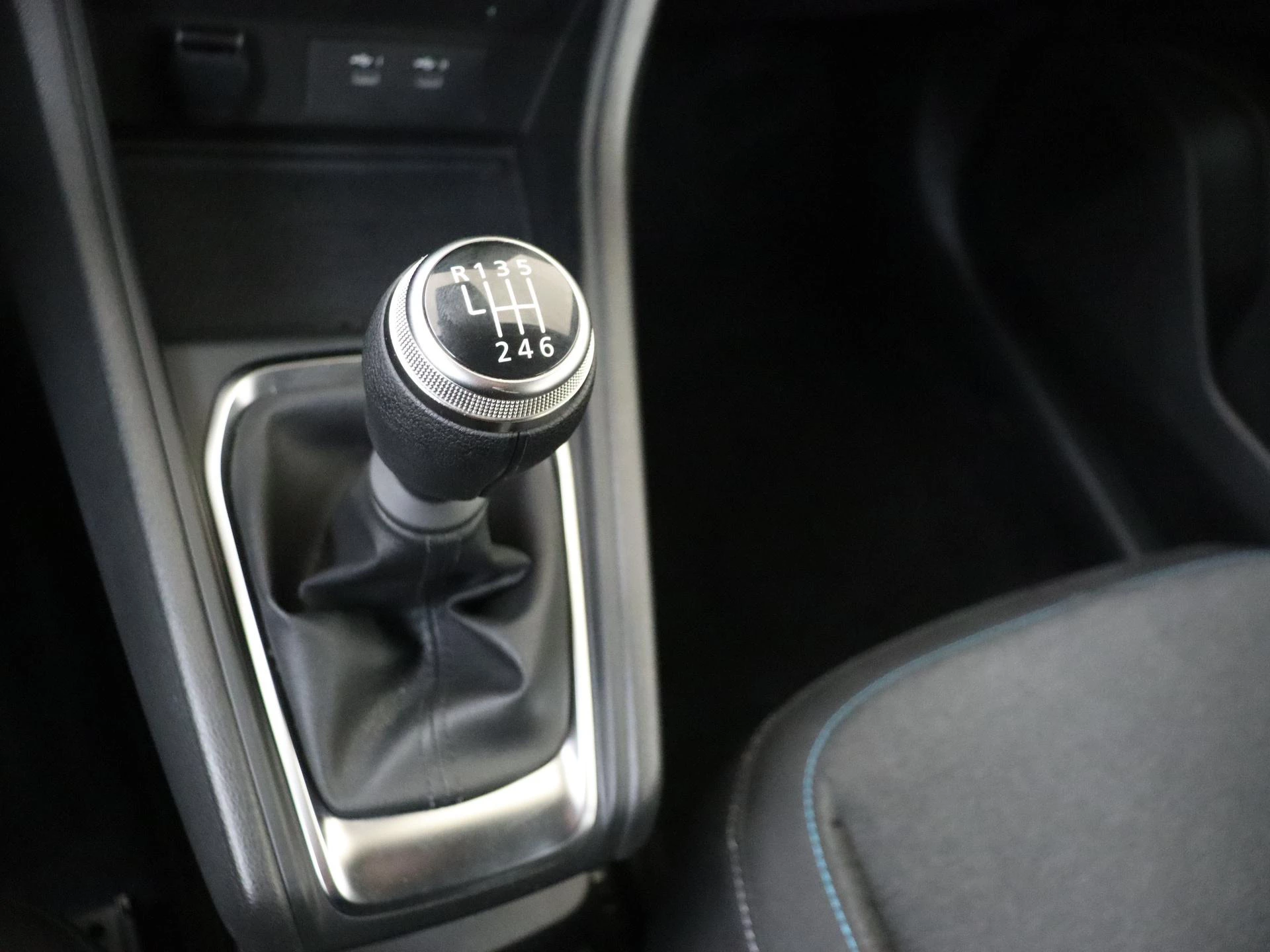 Renault-Captur-image-18