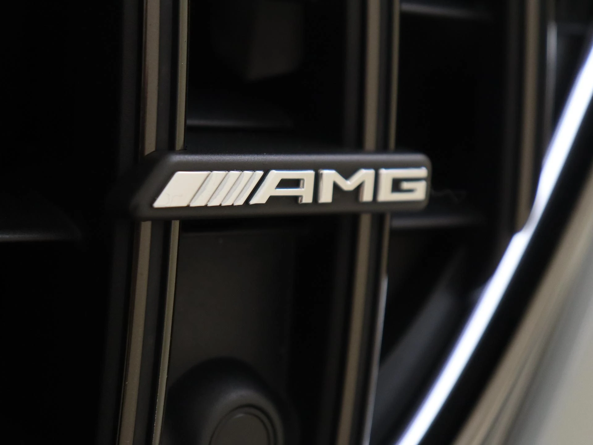 Mercedes-Benz-E-Klasse-image-36