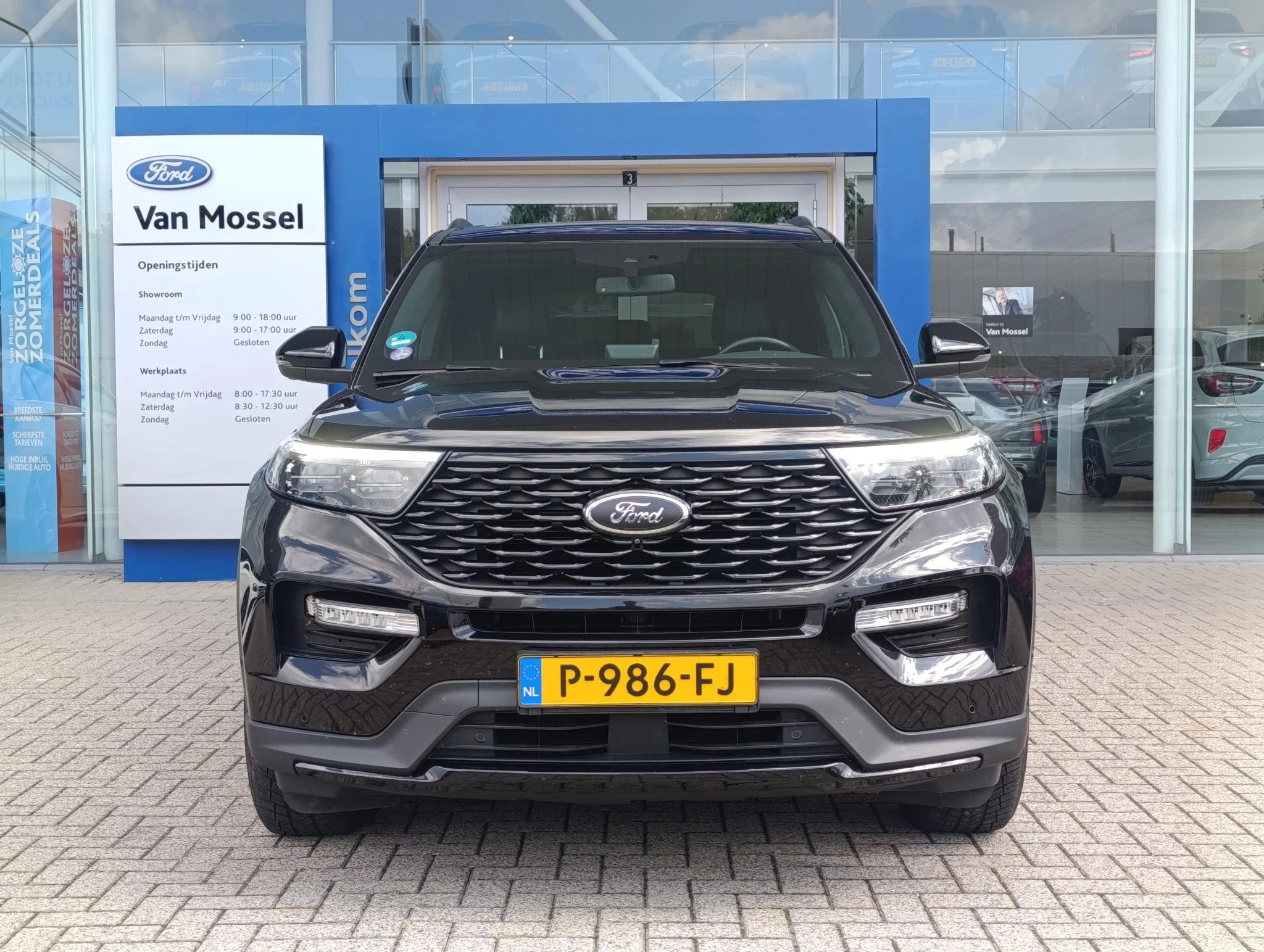Ford-Explorer-image-2