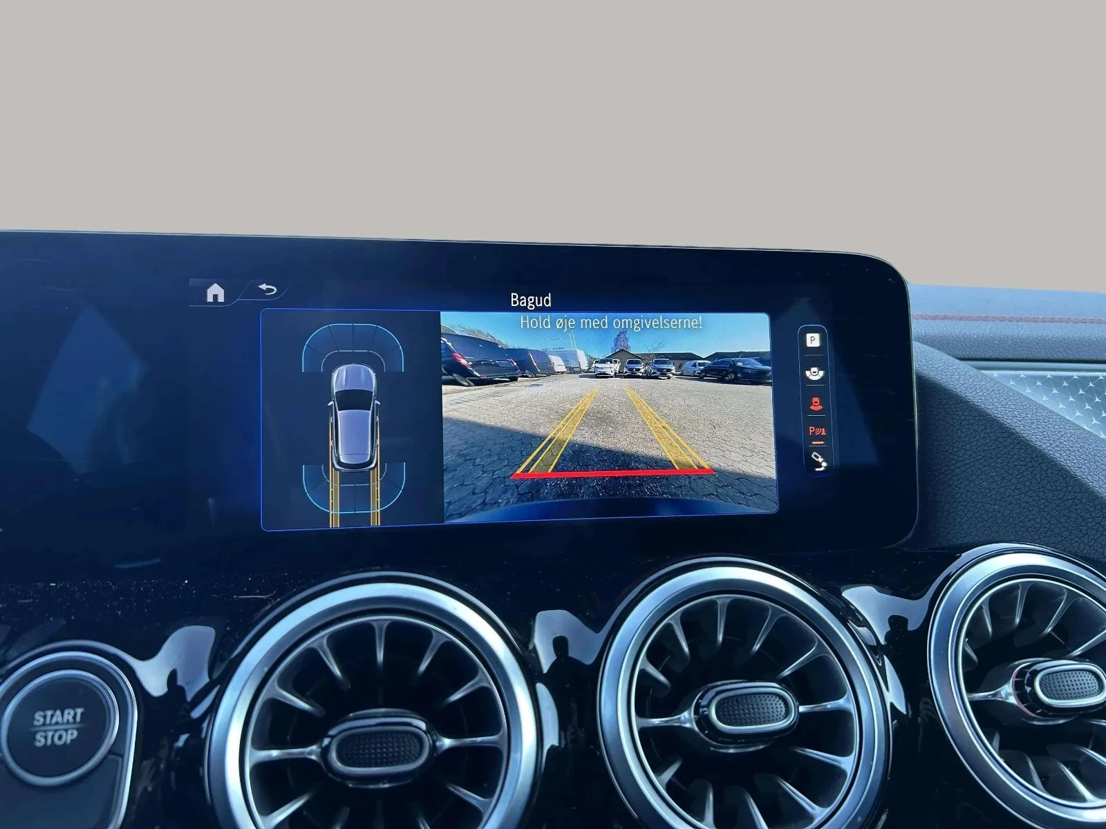 Mercedes-Benz-EQA-image-17