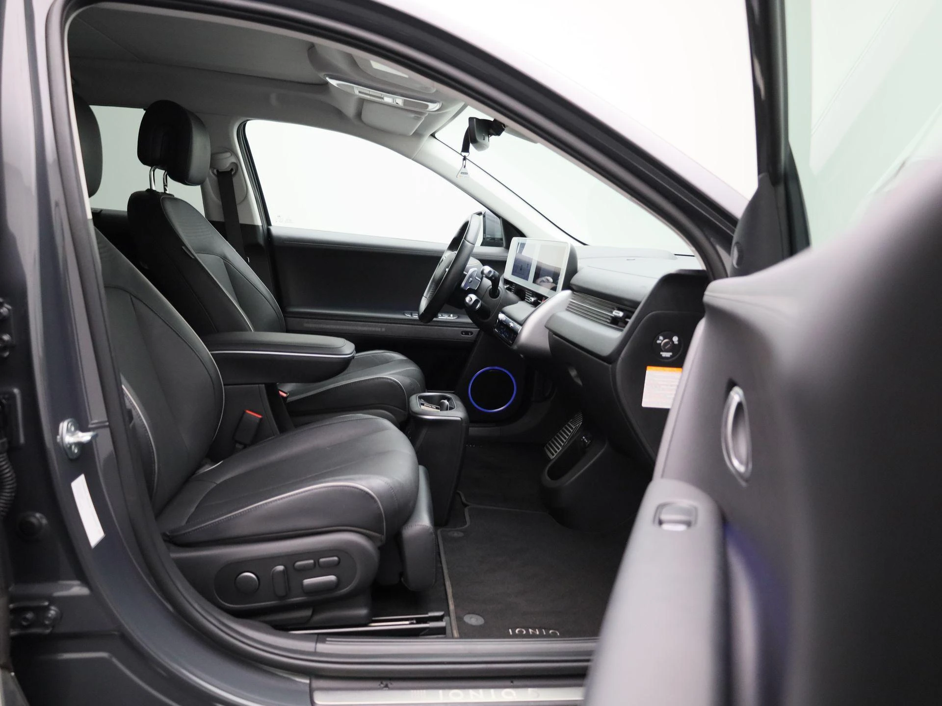 Hyundai-IONIQ 5-image-40
