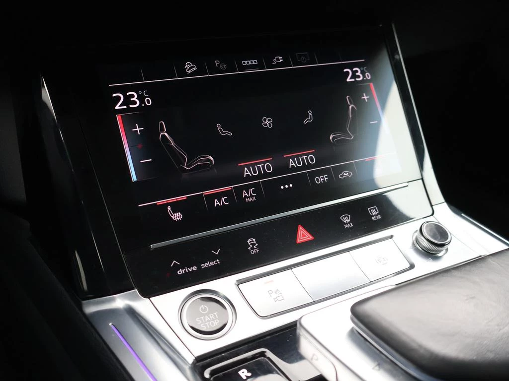 Audi e-tron Audi e-tron Attraction 55 QUATTRO 408PK *AUTOMAAT*CAMERA*LEDER*PDC*ACC*NAVI*VIRTUAL COCKPIT*...*