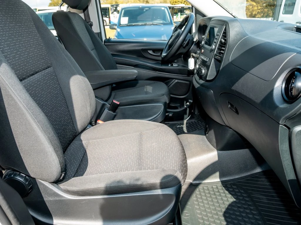 Mercedes-Benz-Vito 114-image-11