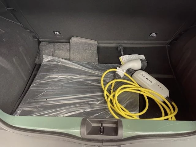 Dacia-Spring-image-14