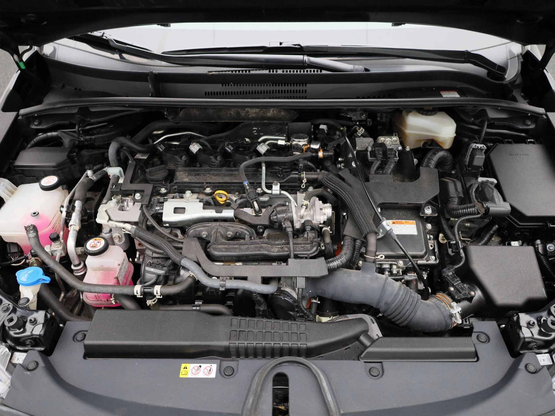 Toyota-Corolla Touring Sports-image-36