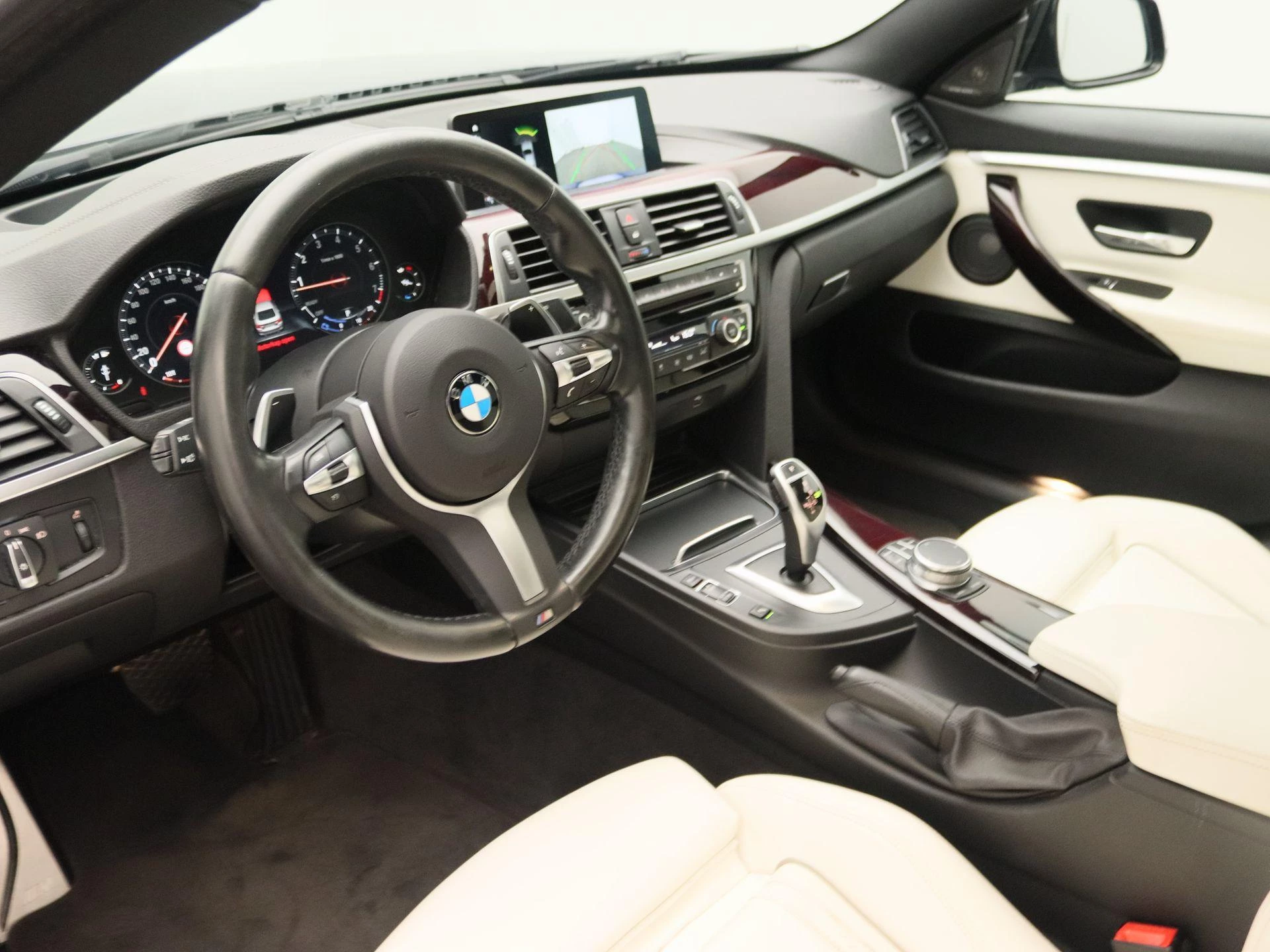 BMW-4 Serie-image-23
