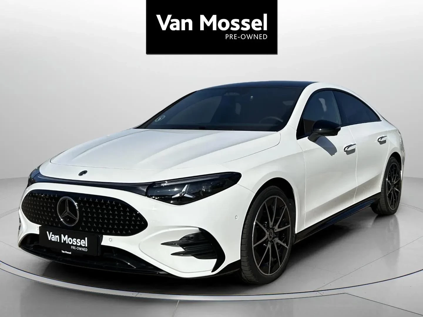 Mercedes-Benz-CLA-image-0