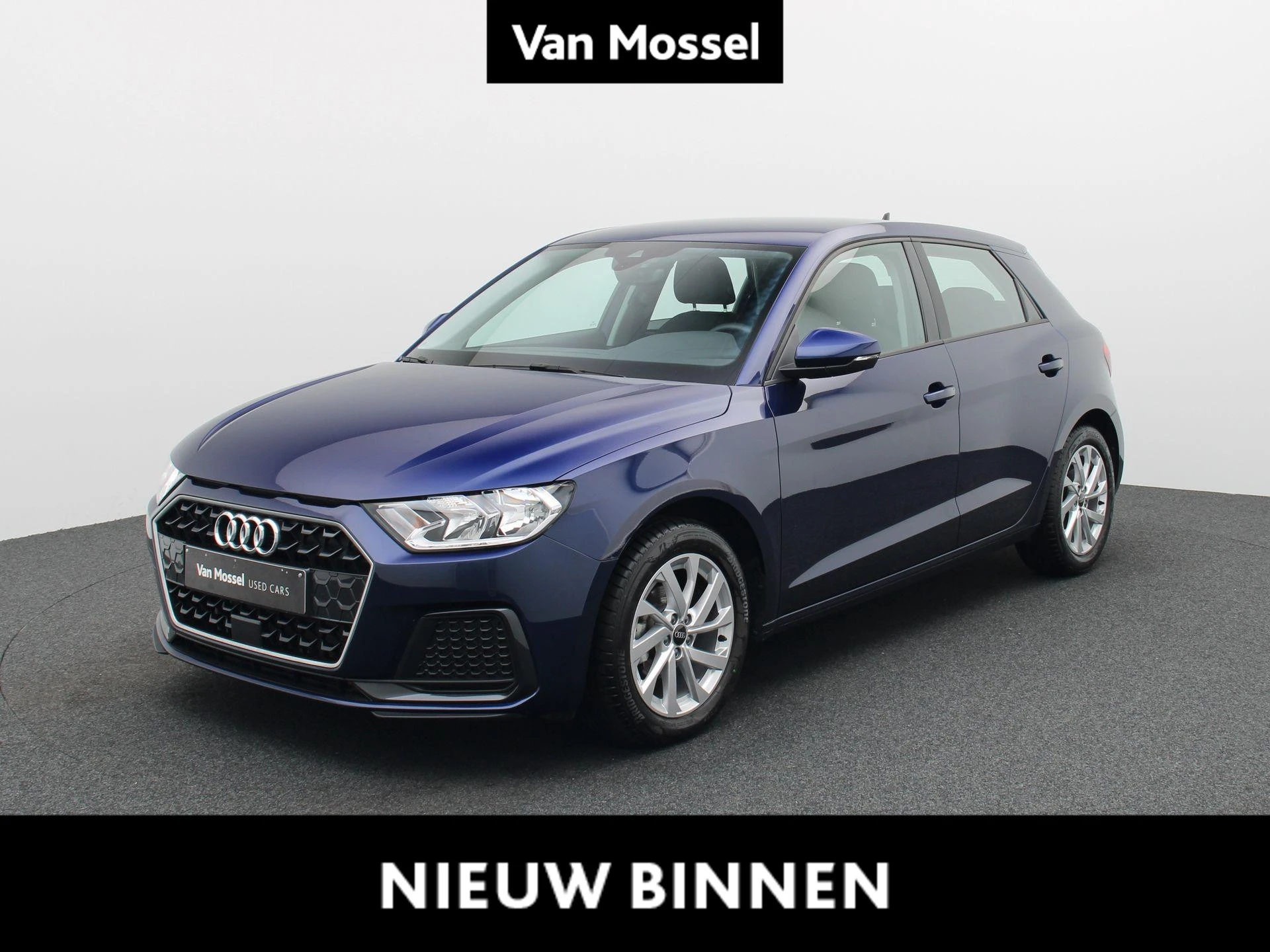 Audi-A1 Sportback-image-0