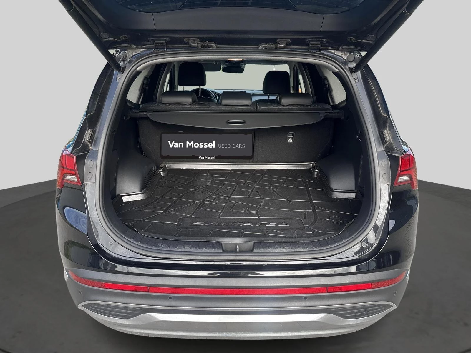 Hyundai Santa Fe 1.6 T-GDi Hybrid 4x4 Shine Aut.